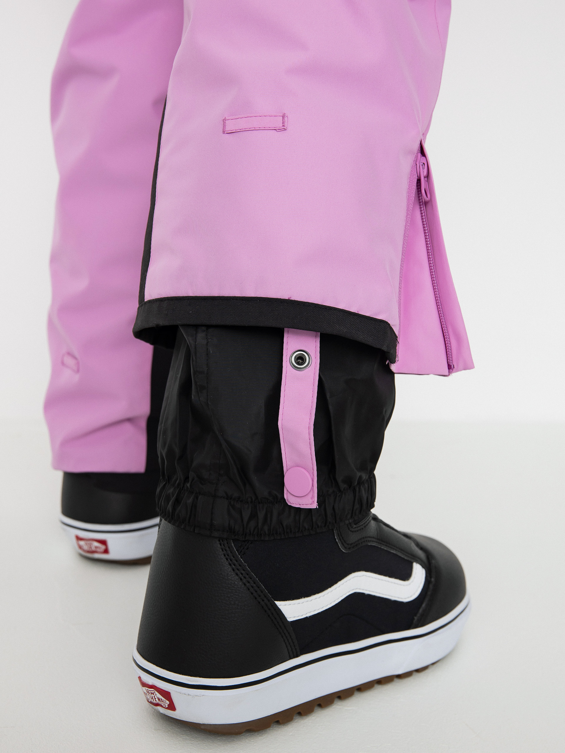 Womens Billabong Adiv Riva Bib Snowboard pants (lavender field)