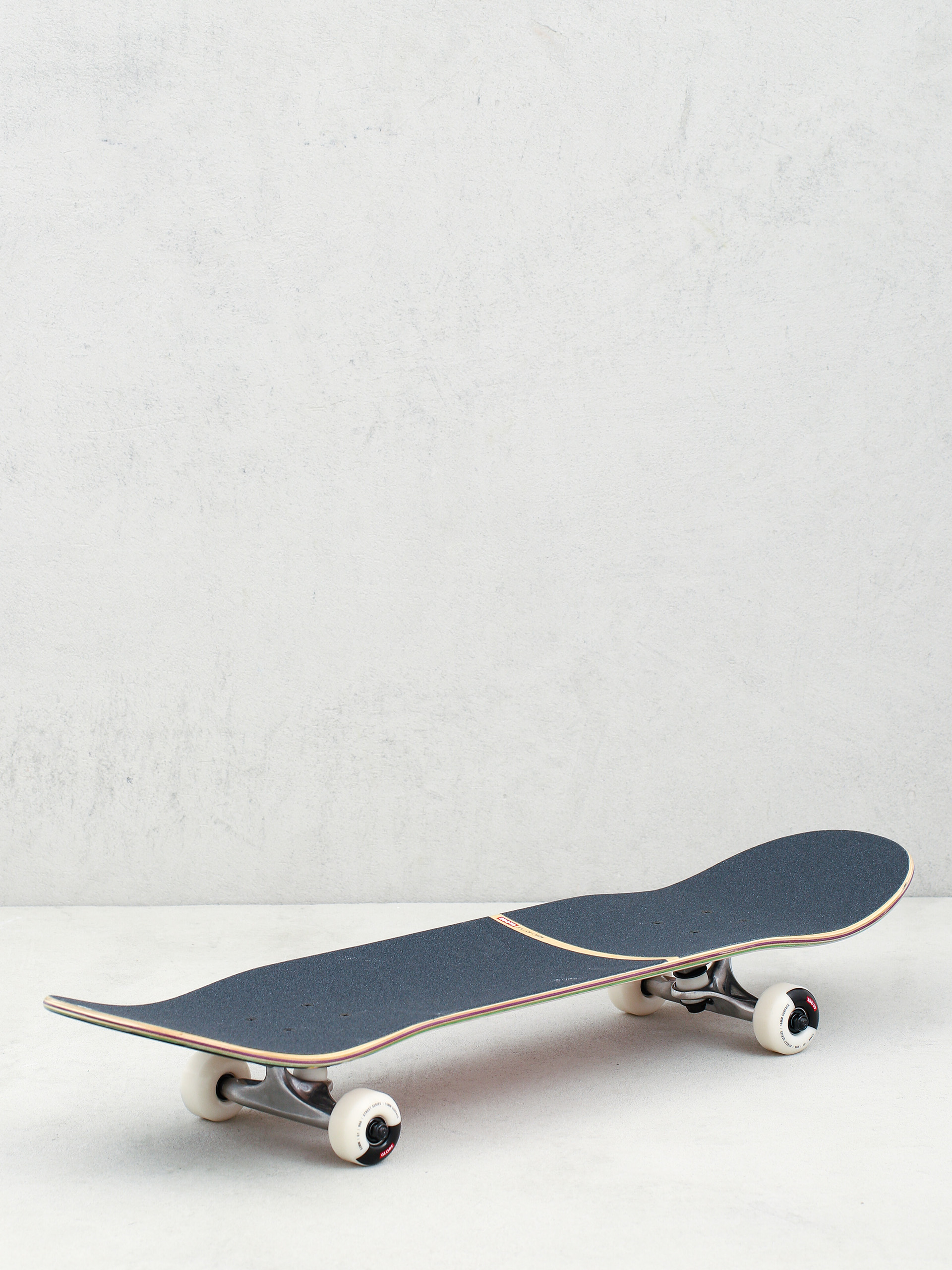 Globe G1 Stack Skateboard (refracted)
