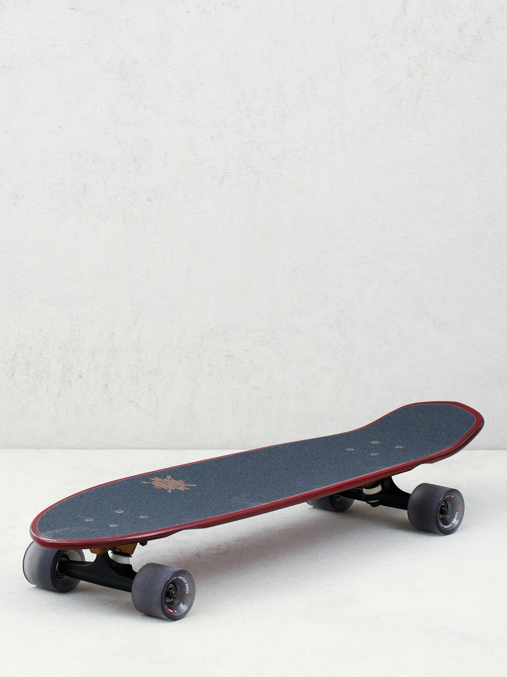 Globe Big Blazer Cruiser (cherry/bamboo)