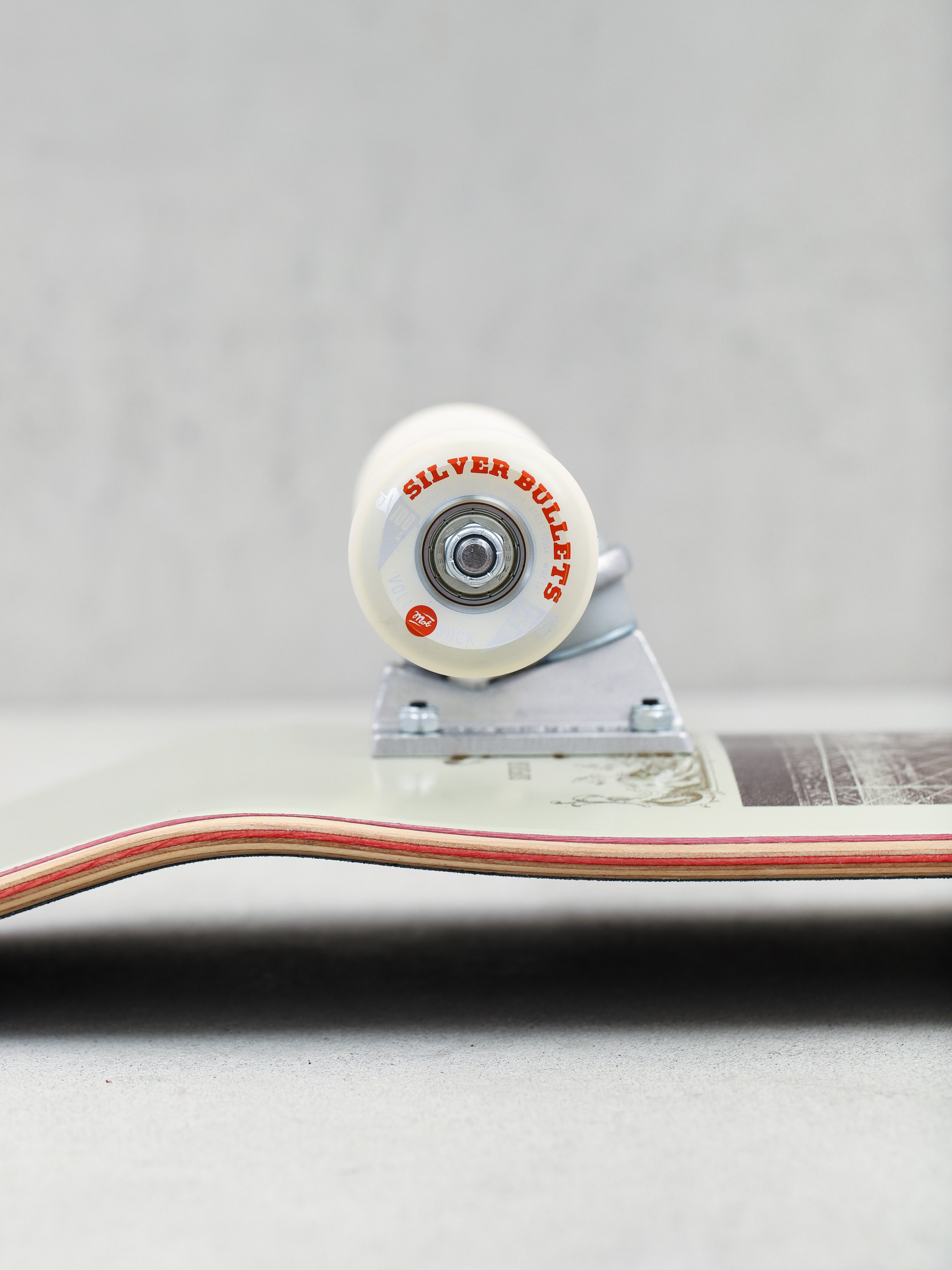 Mob Skateboards Sideshow Skateboard (beige)