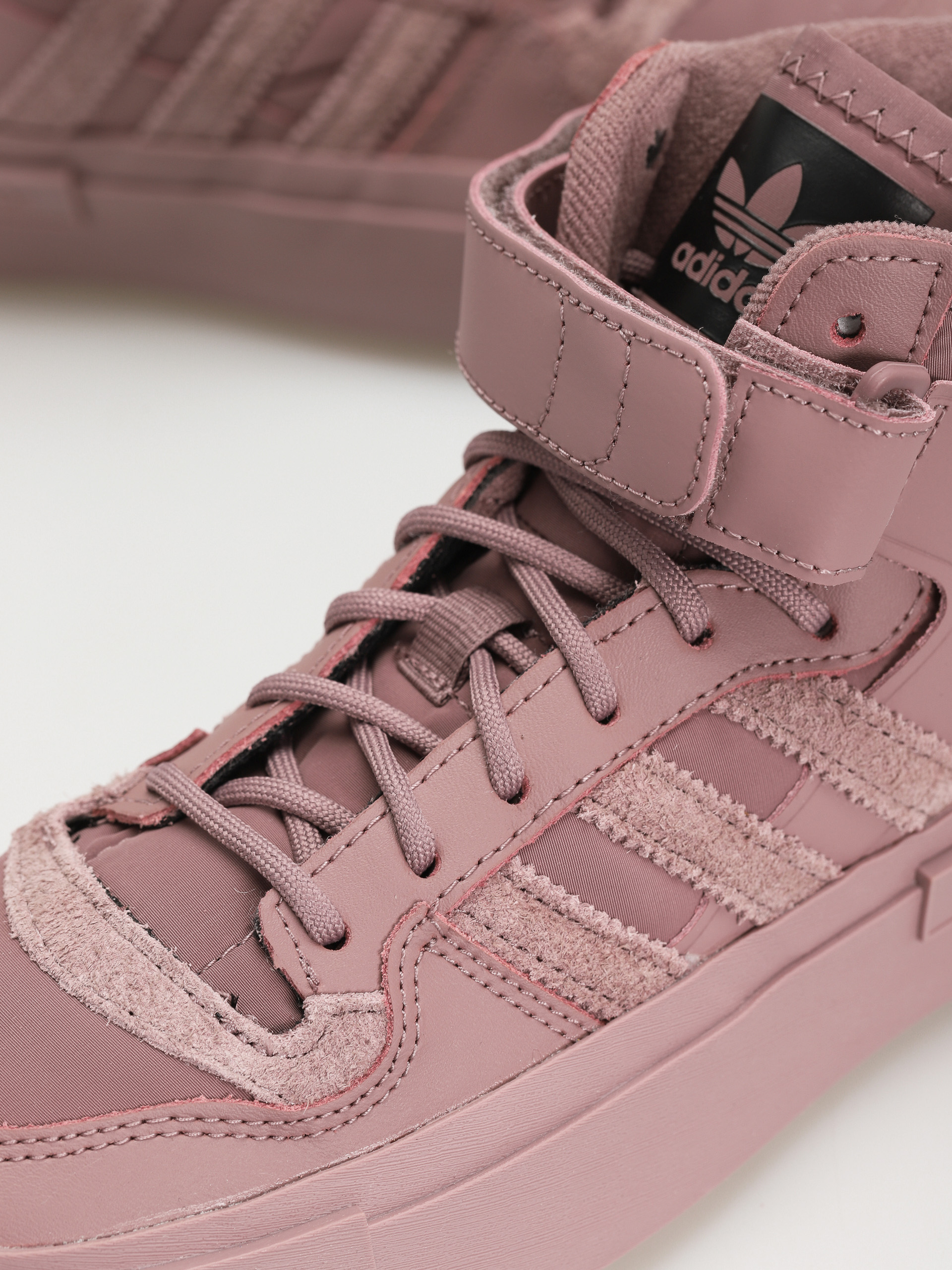 adidas Originals Forum Bonega X Shoes Wmn (wonoxi/wonoxi/cblack)