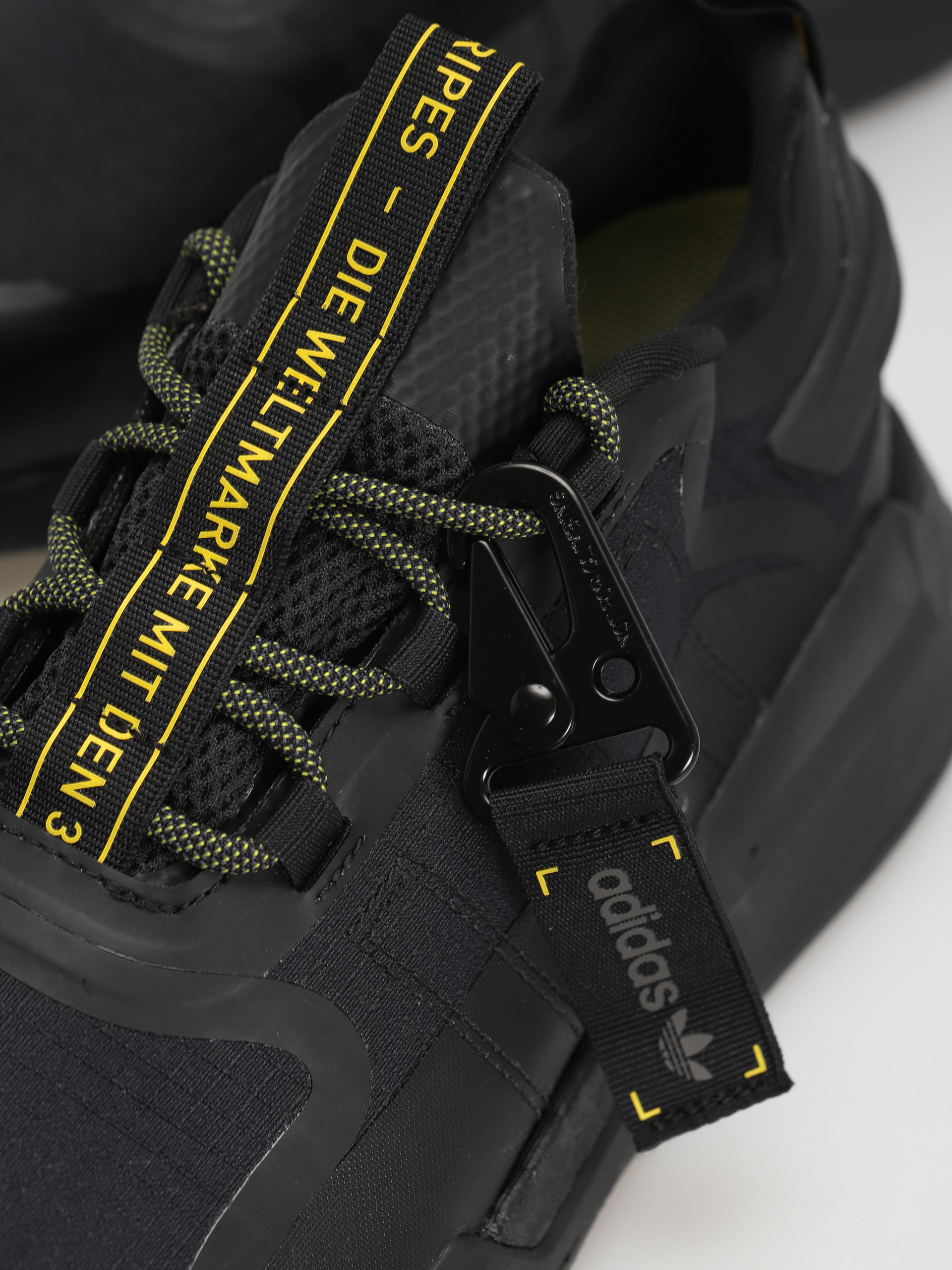 adidas Originals Nmd V3 Gtx Shoes (cblack/grefiv/impyel)