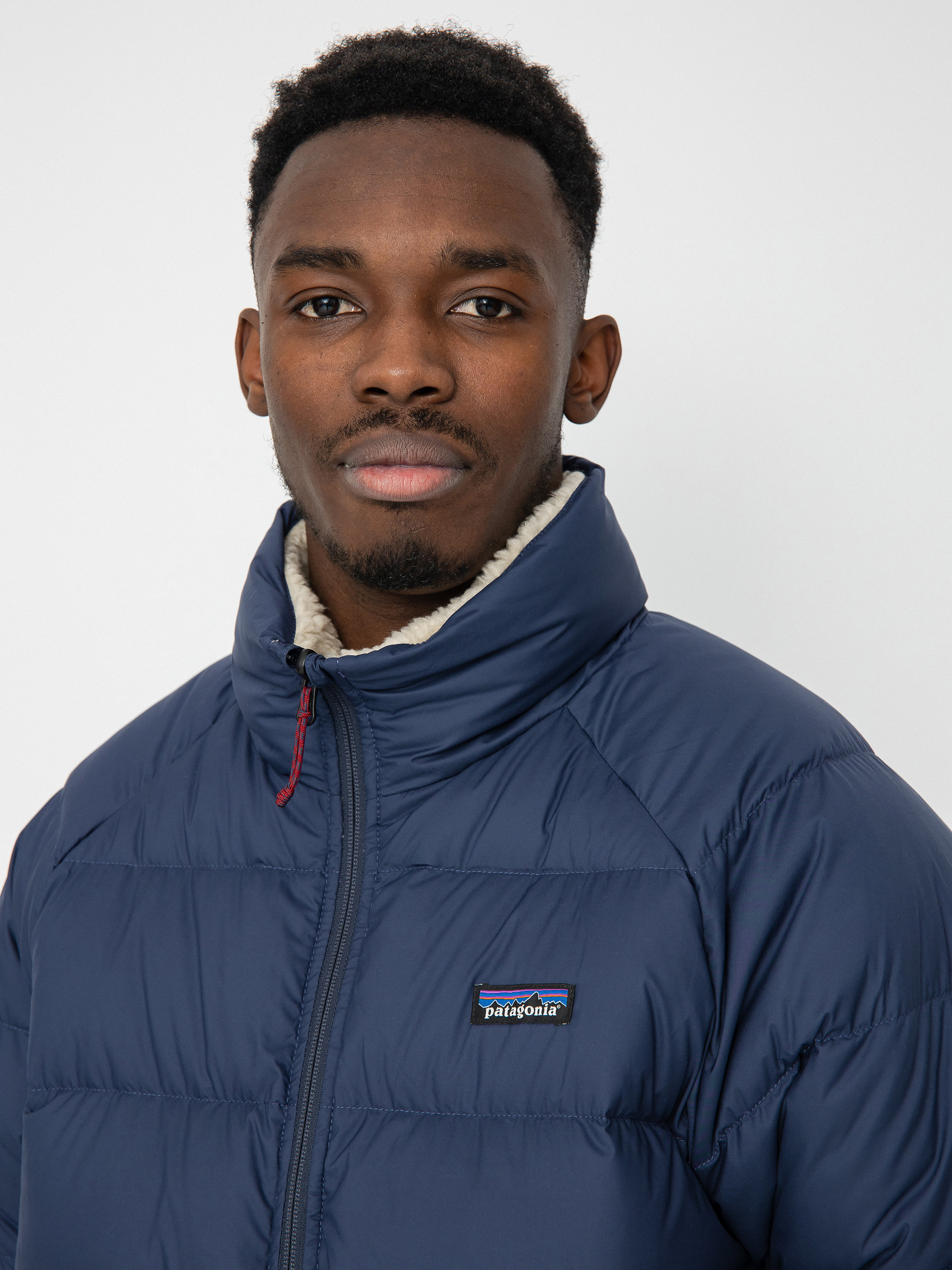 Patagonia Reversible Silent Down Jacket (new navy)