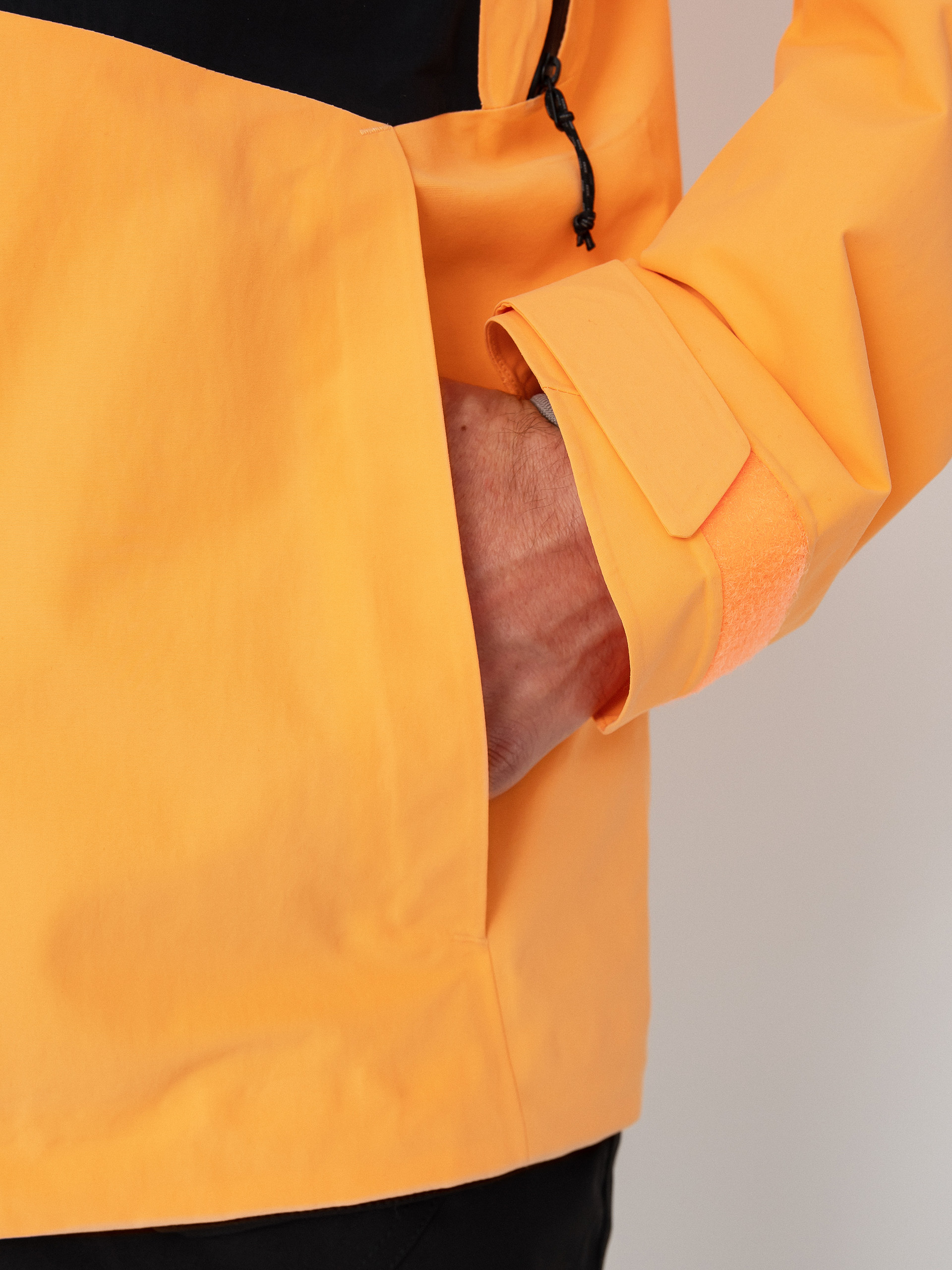 Mens Burton Ak Cyclic Gore Tex 2L Snowboard jacket (salmon buff/true black)