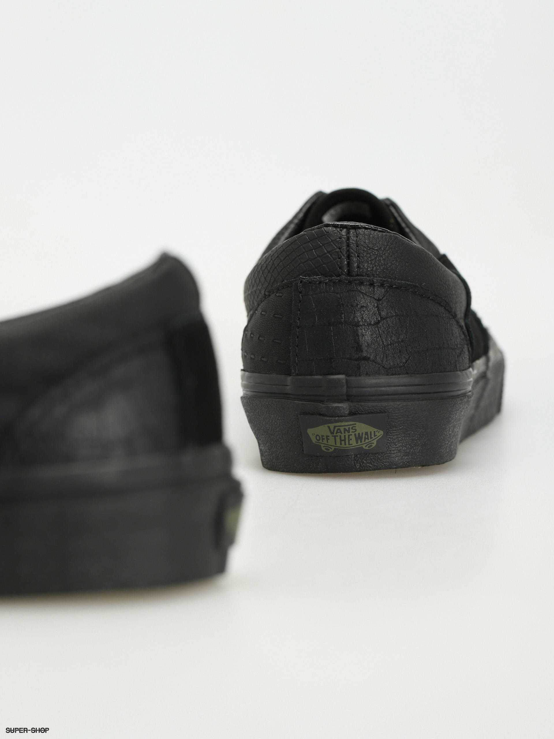 Vans slip on black clearance mono leather