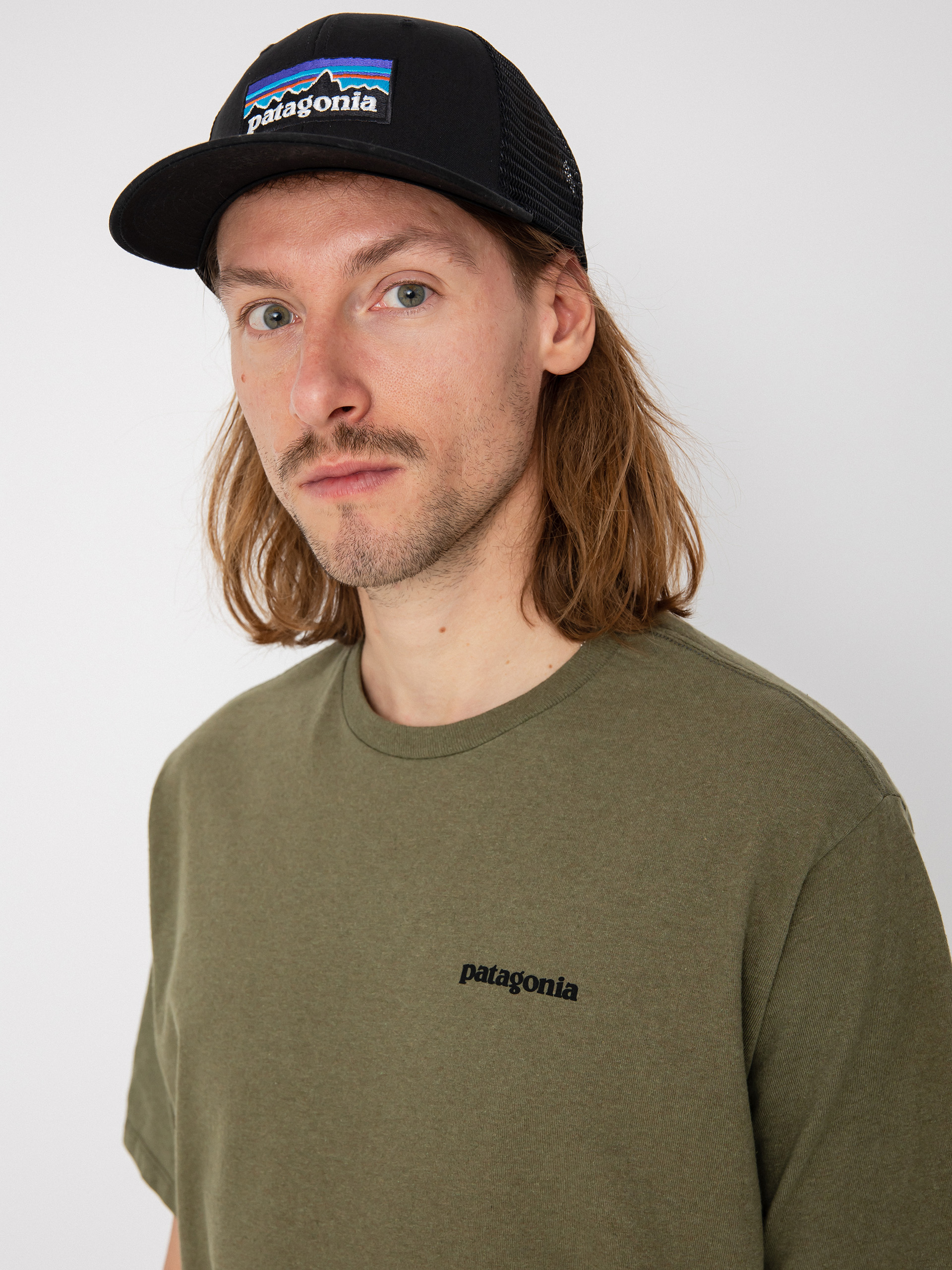 Patagonia P 6 Logo Responsibili T-shirt (wyoming green)