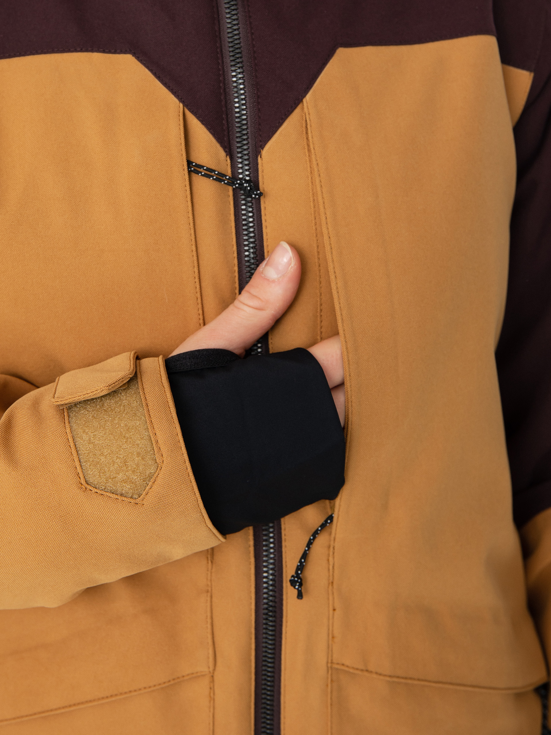 Damen Volcom Shelter 3D Stretch Snowboardjacke (caramel)