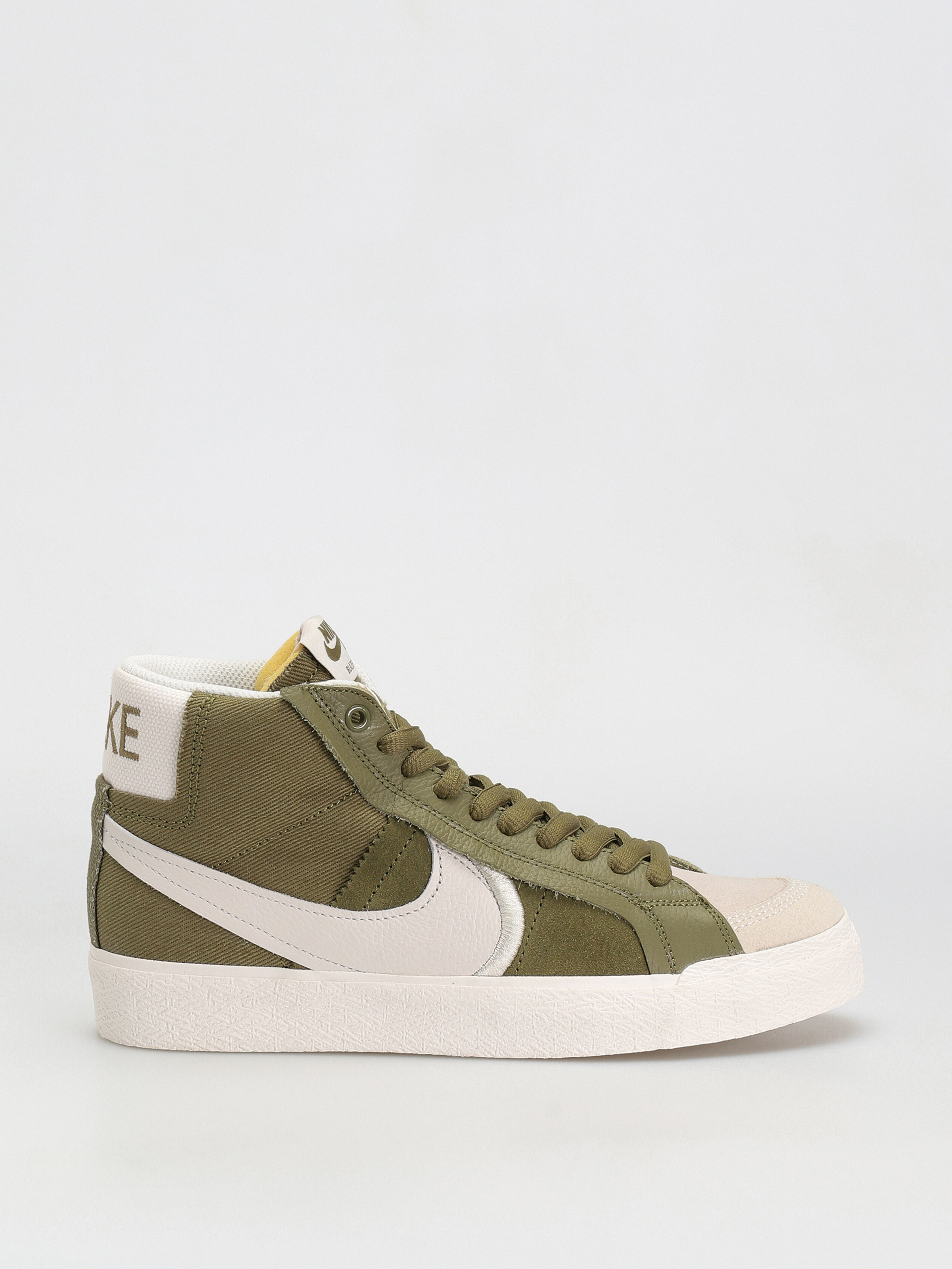 Nike SB Zoom Blazer Mid Prm Plus Shoes (pilgrim/phantom)