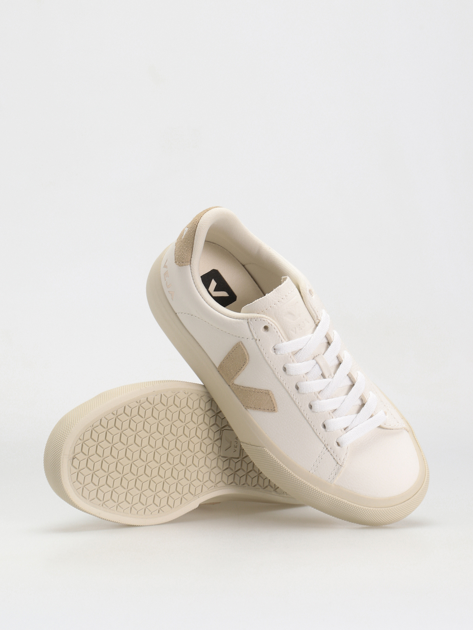 Veja Campo Shoes Wmn (extra white almond)