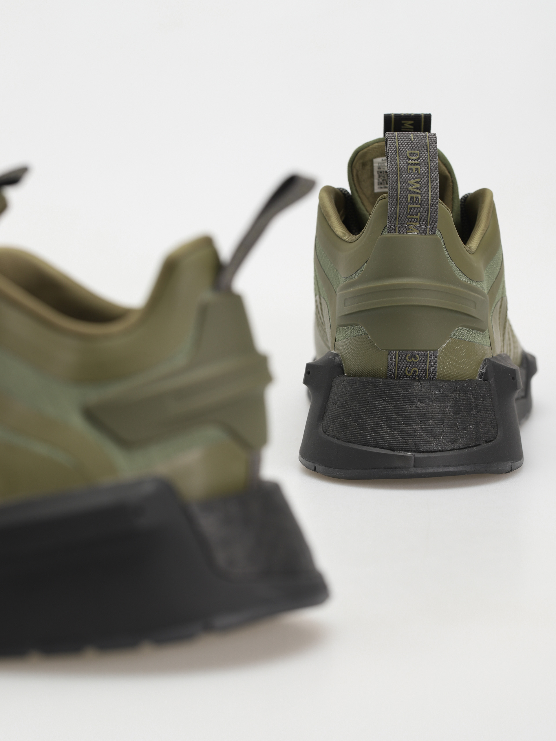 adidas Originals Nmd V3 Gtx Schuhe (focoli/impyel/cblack)