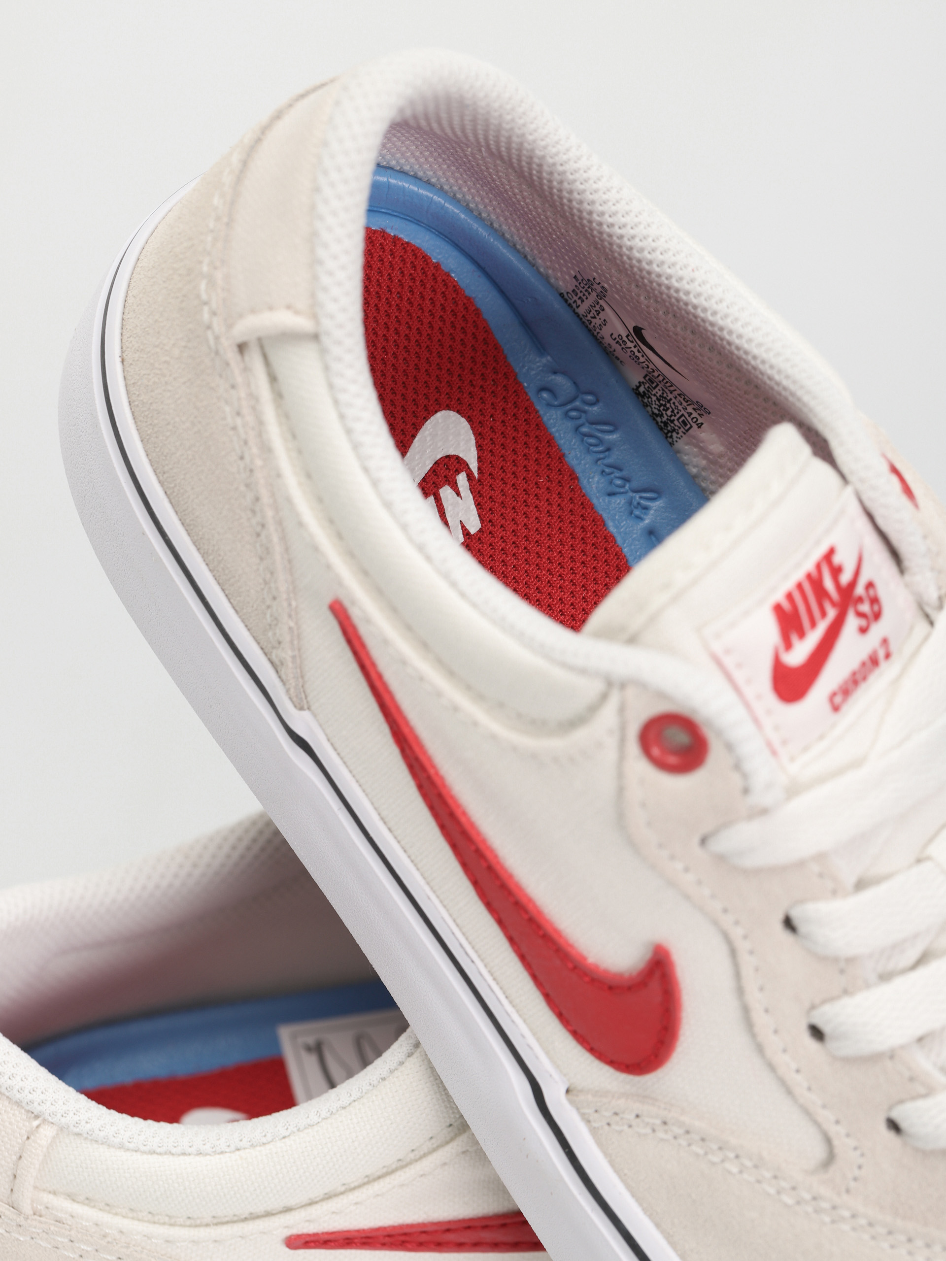 Nike SB Chron 2 Shoes (summit white/university red phantom)