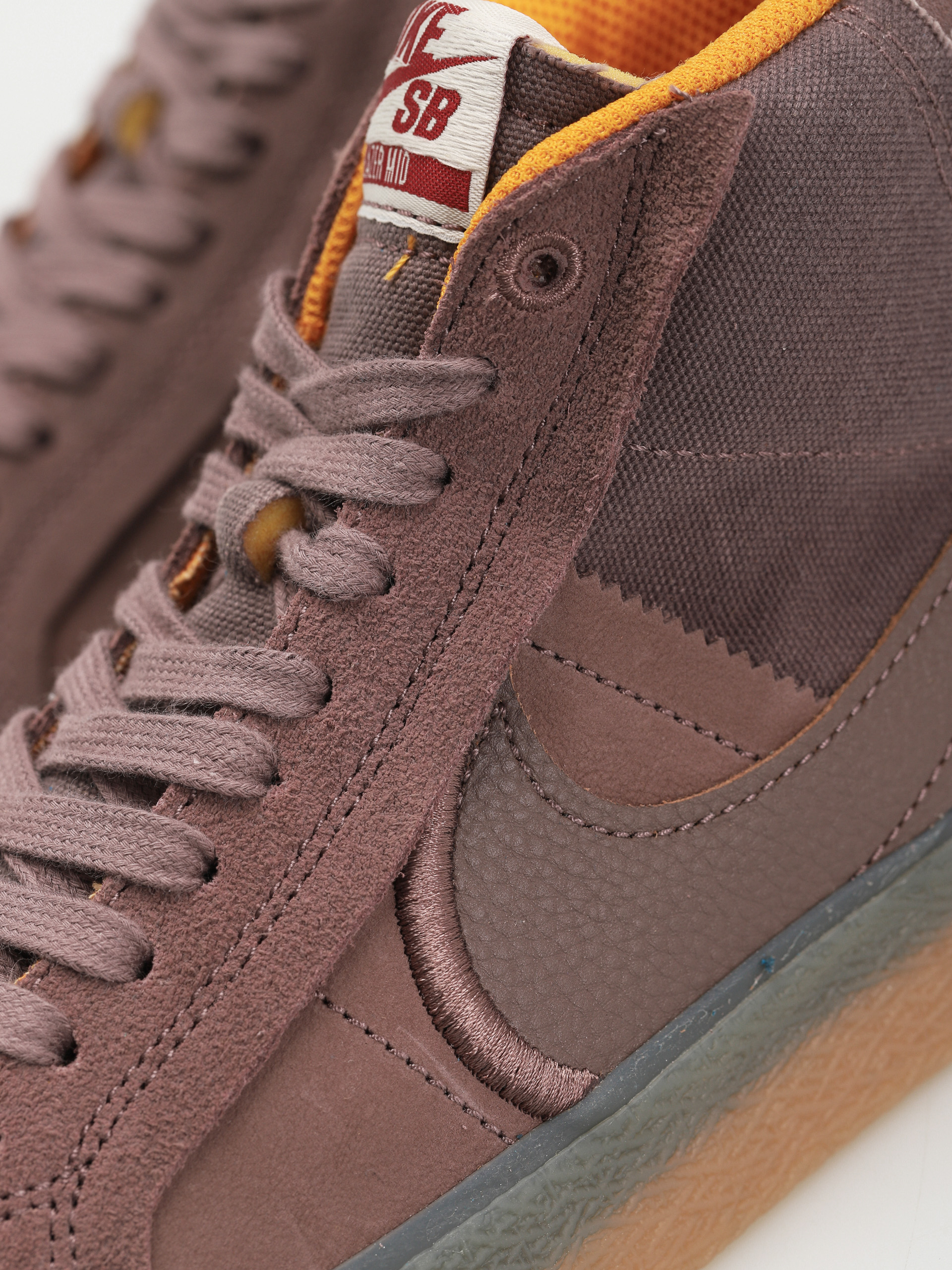 Nike SB Zoom Blazer Mid Premium Shoes (plum eclipse/plum eclipse kumquat)