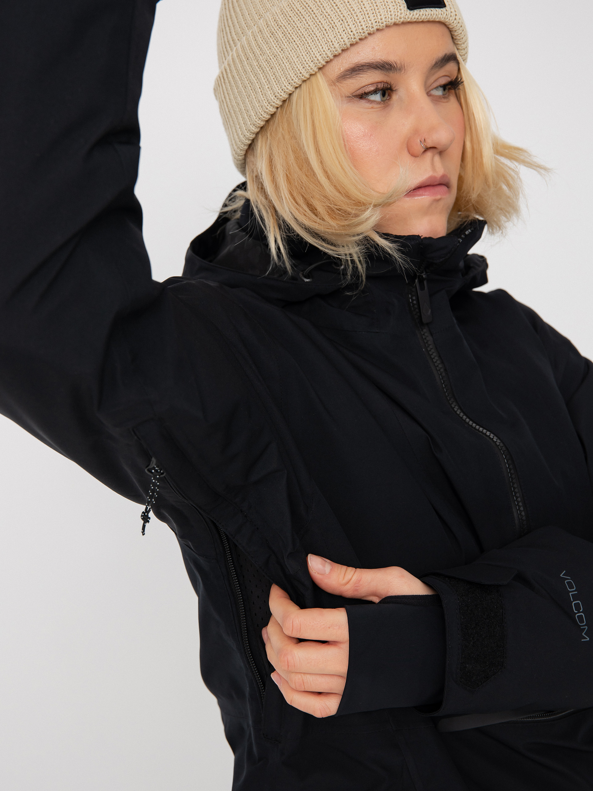 Womens Volcom Fern Ins Gore Pullover Snowboard jacket (black)