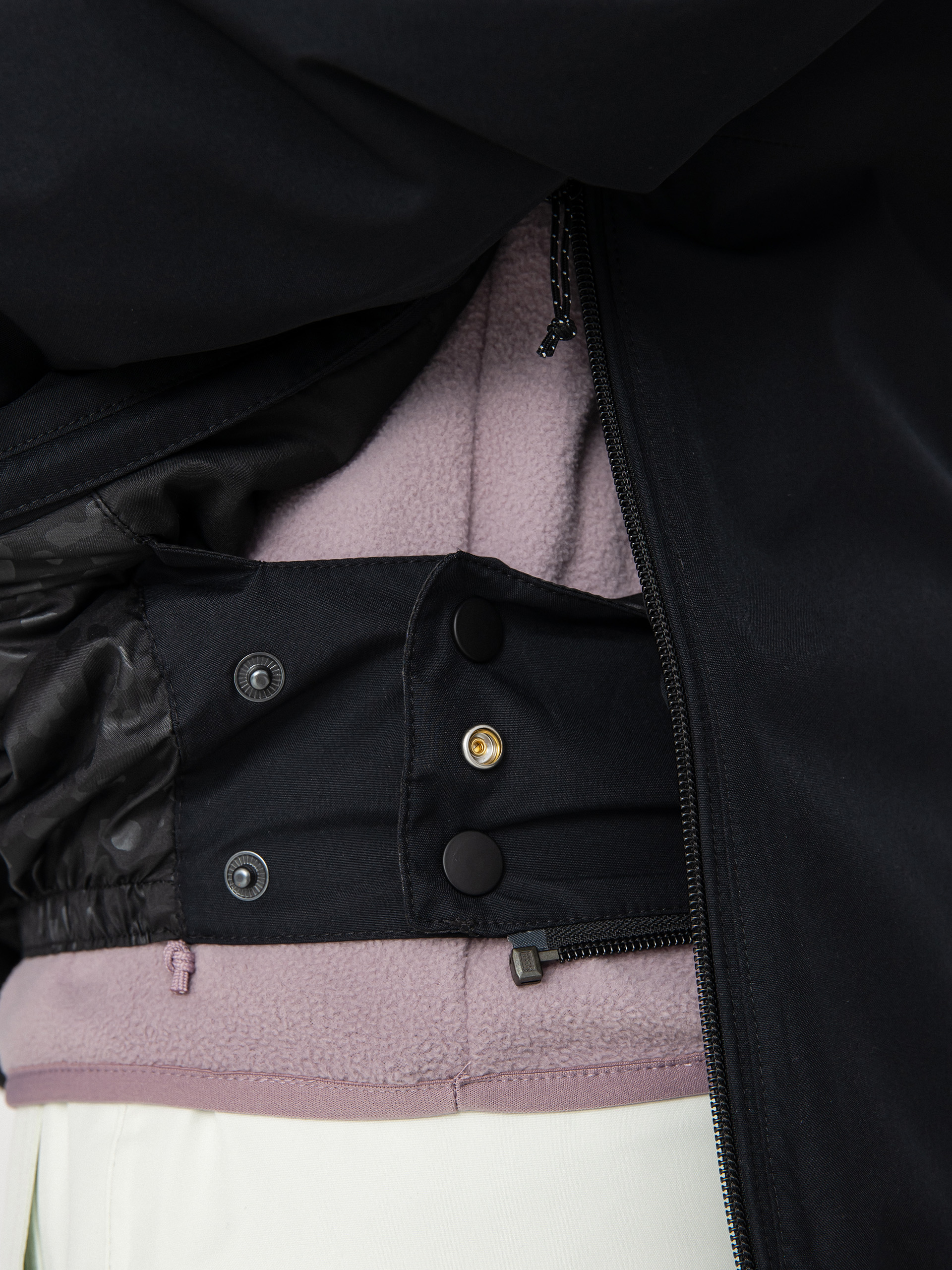 Womens Volcom Fern Ins Gore Pullover Snowboard jacket (black)