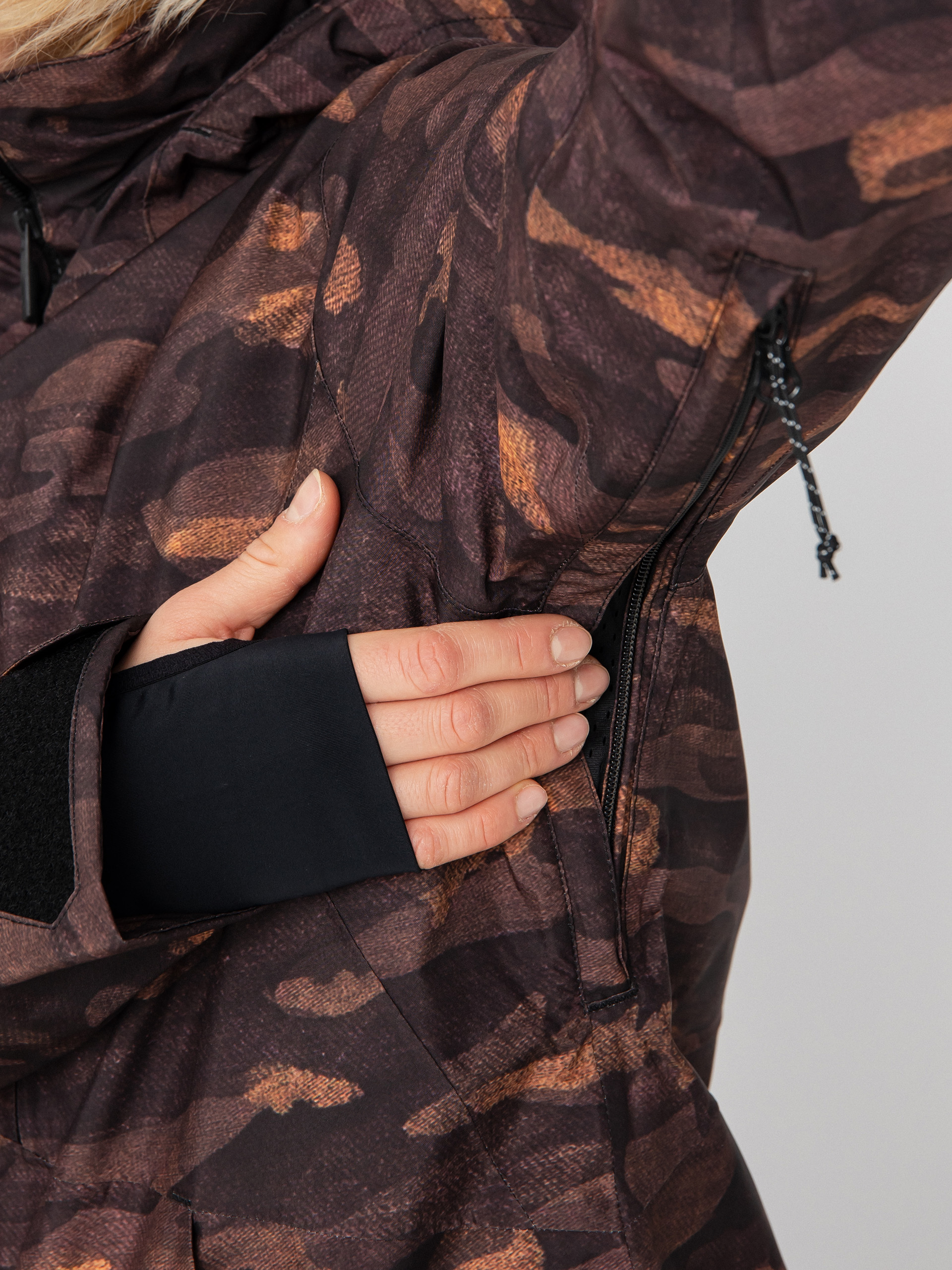 Womens Volcom 3D Stretch Gore Snowboard jacket (dusk camo)