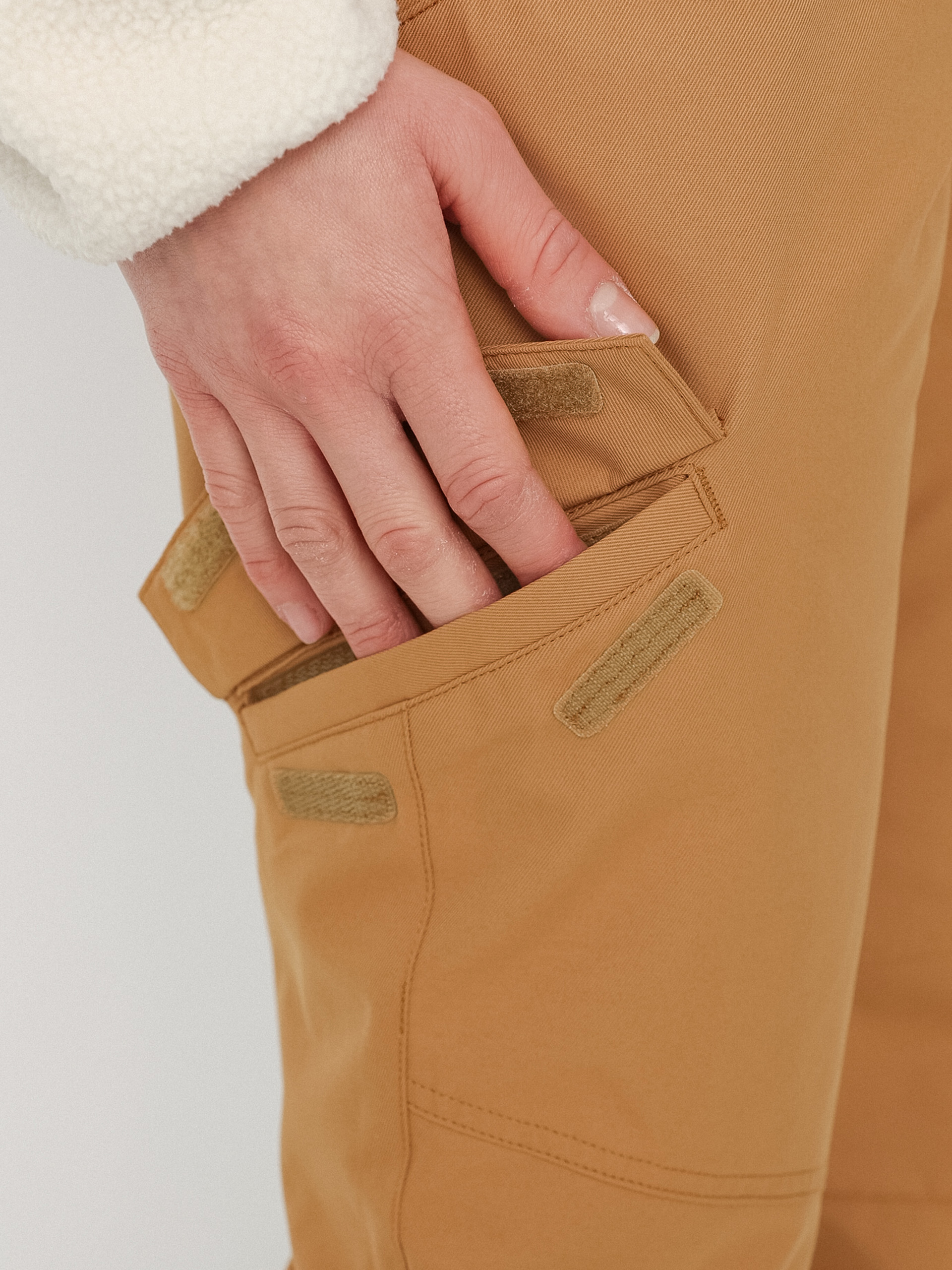 Womens Volcom Bridger Ins Snowboard pants (caramel)