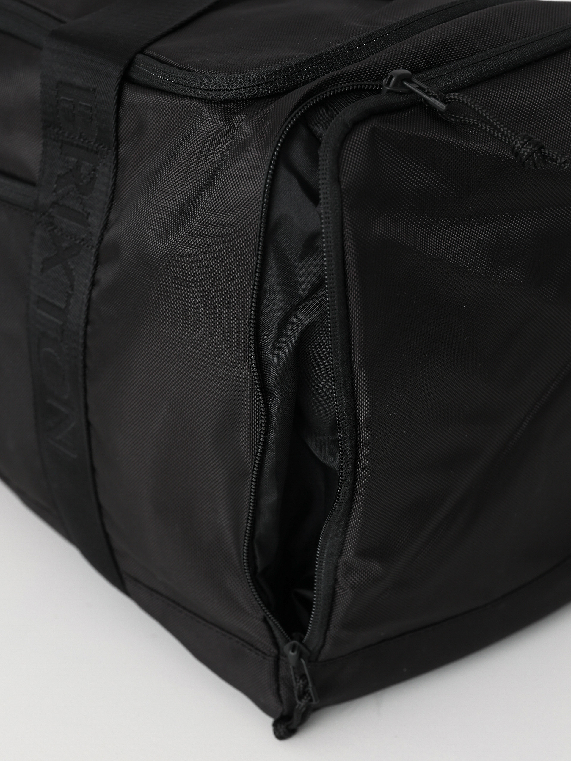 Brixton Beta 24 Hour Duffle Bag (black)