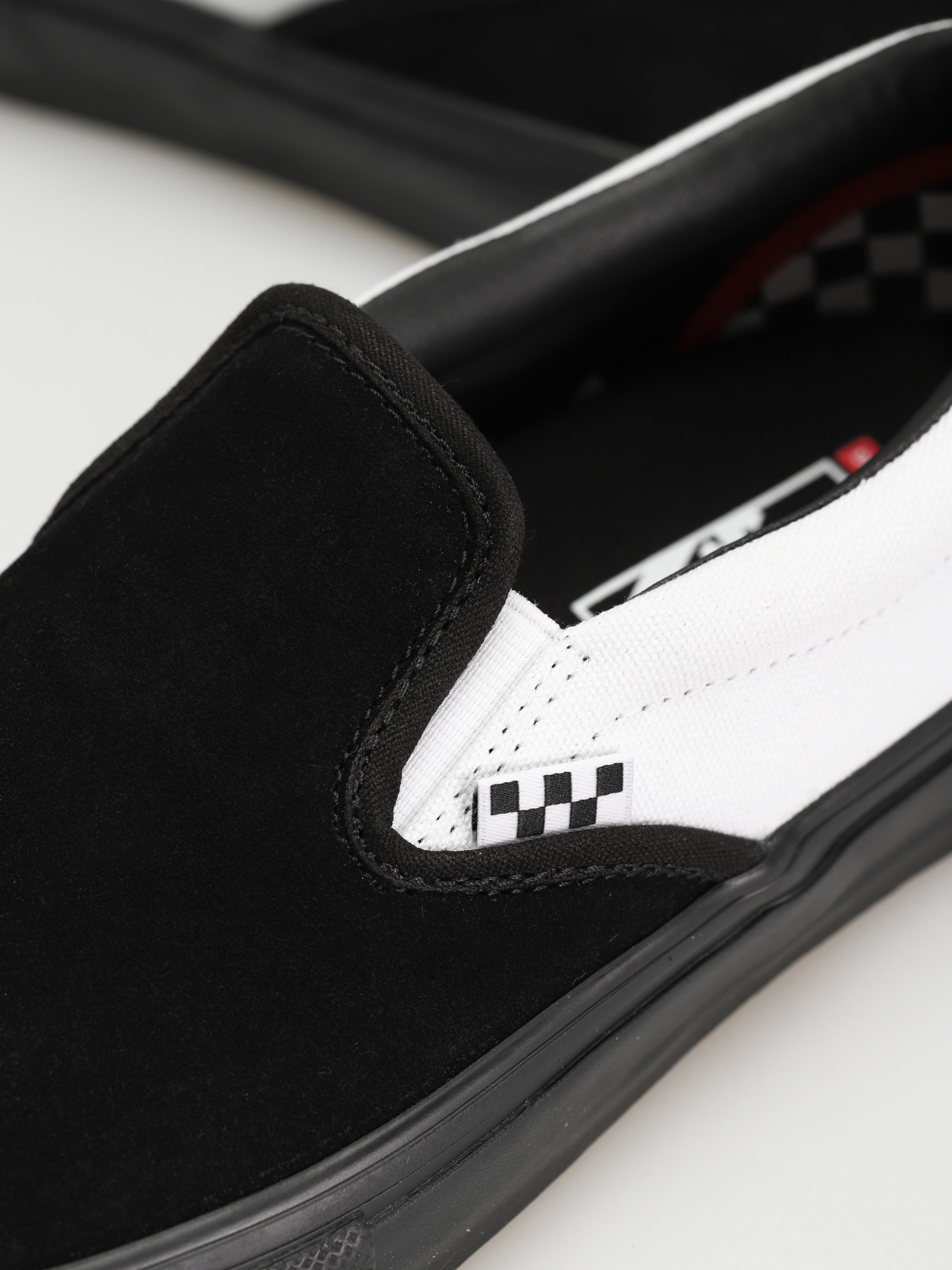 Vans Skate Slip On Schuhe (black/black/white)