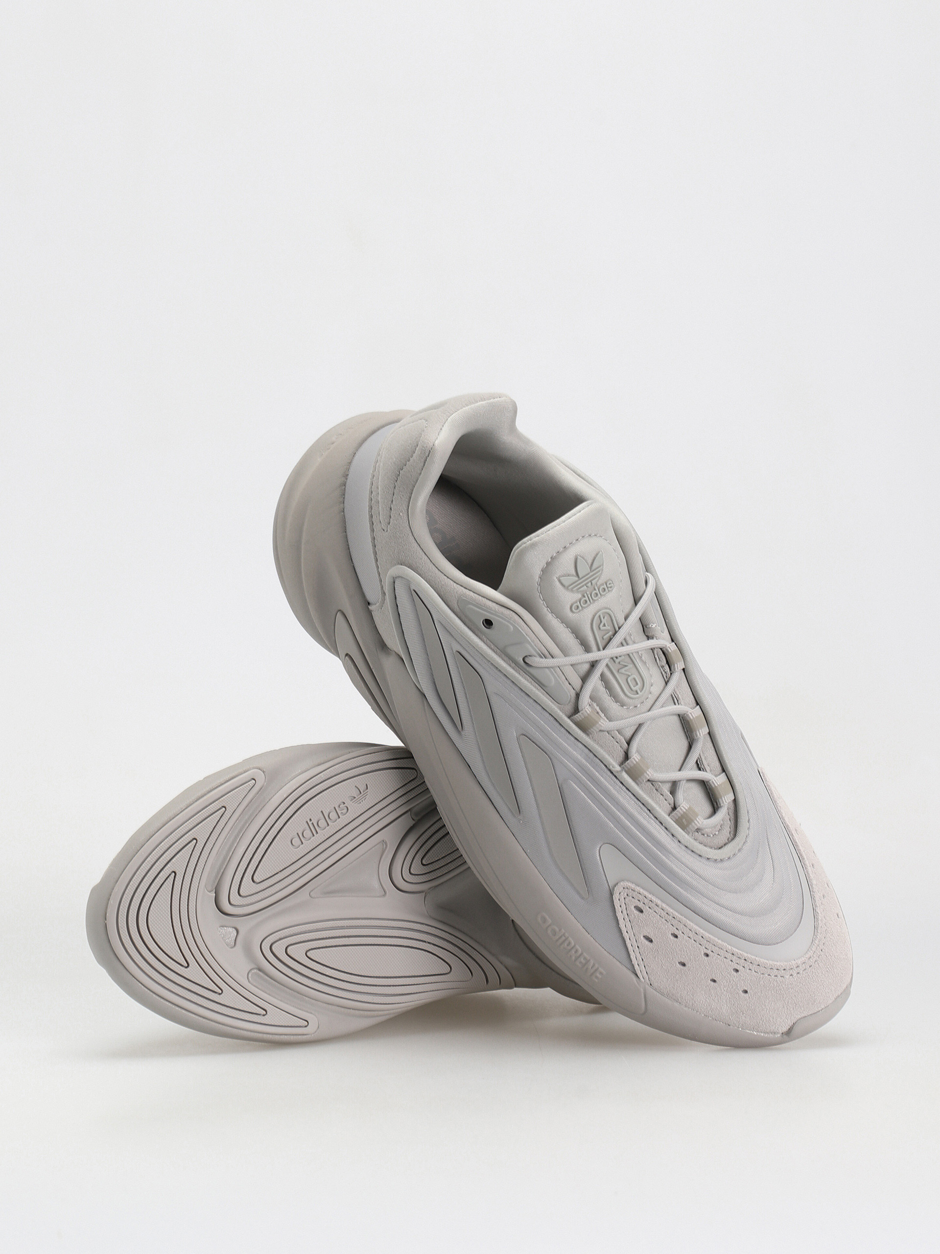 adidas Originals Ozelia Shoes (gretwo/gretwo/grefou)