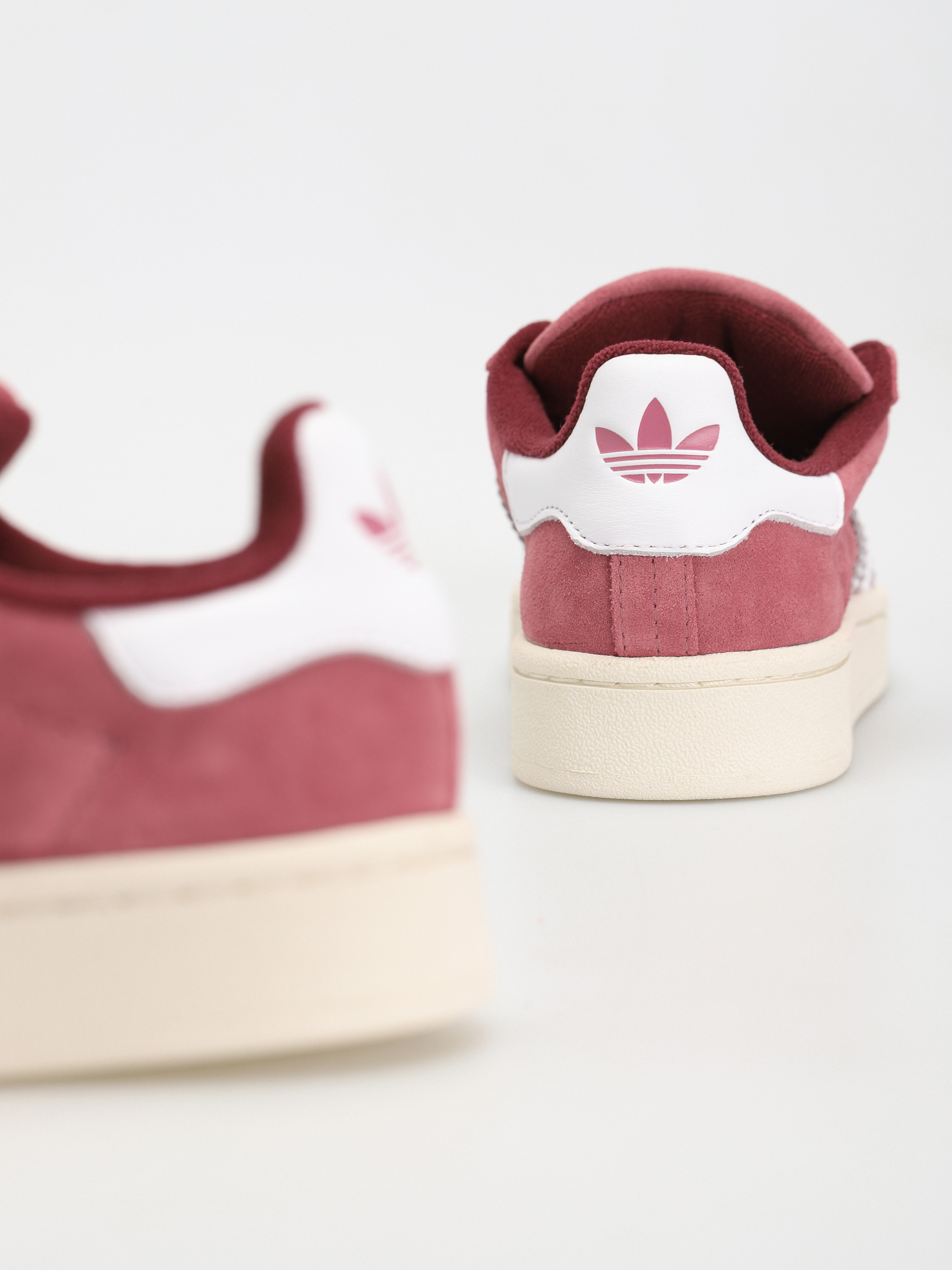 adidas Originals Campus 00S Shoes Wmn (pnkstr/ftwwht/owhite)
