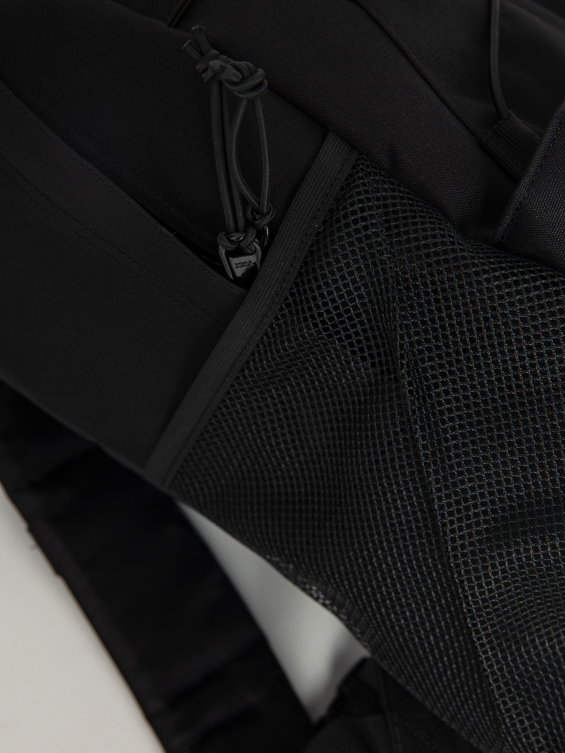 Carhartt WIP Kickflip Backpack (black)