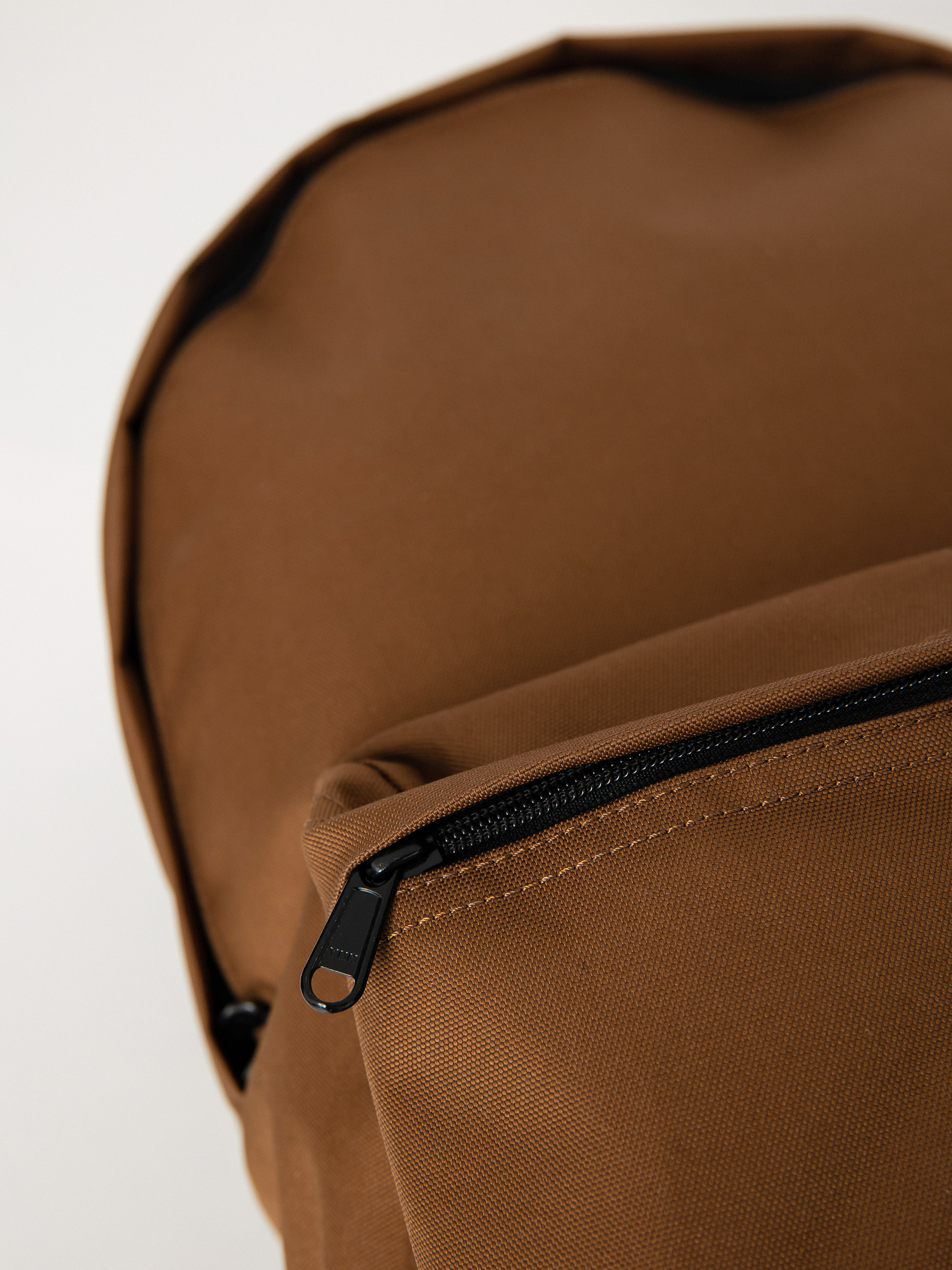 Carhartt WIP Jake Backpack (tamarind)