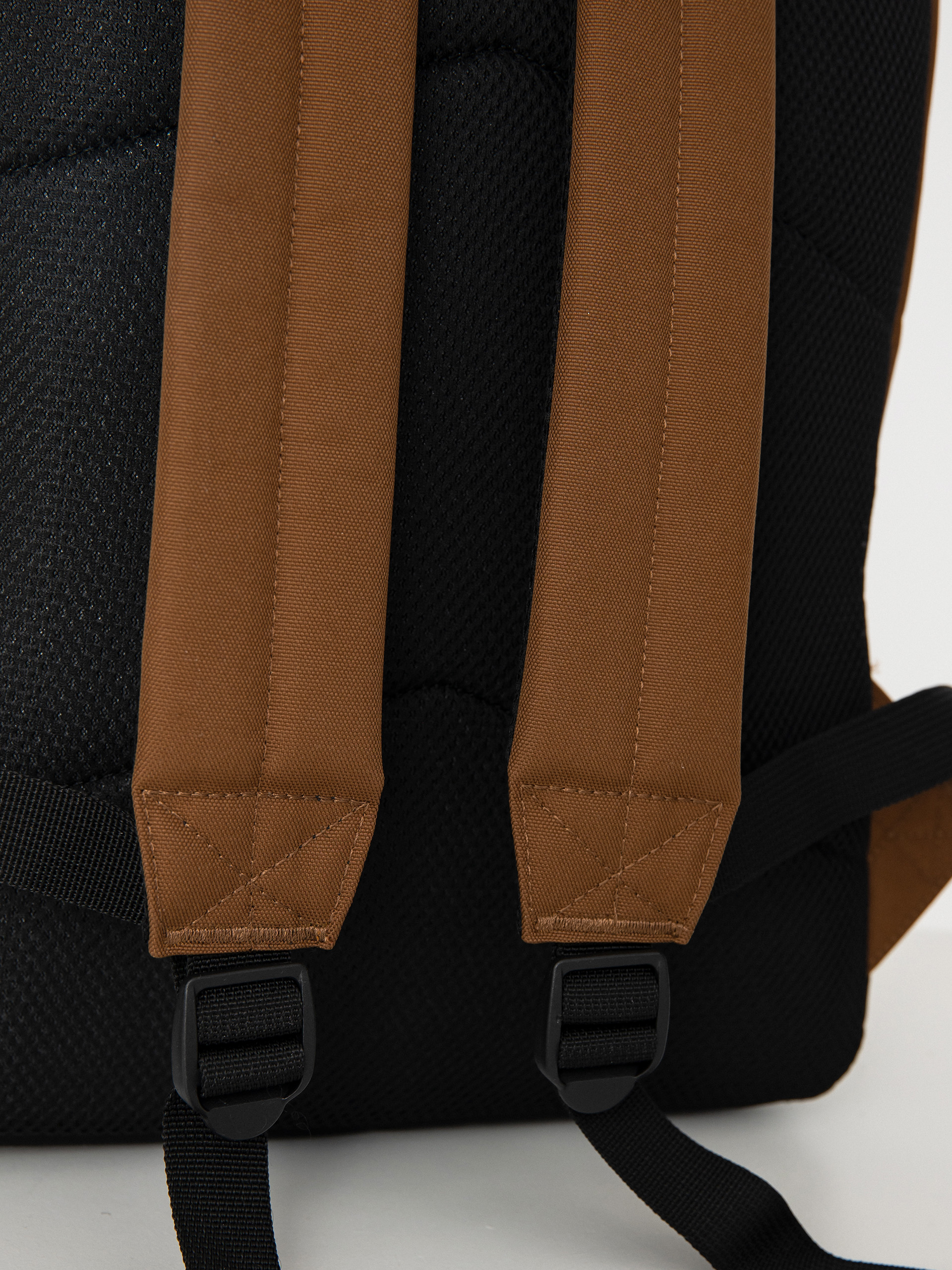 Carhartt WIP Jake Backpack (tamarind)