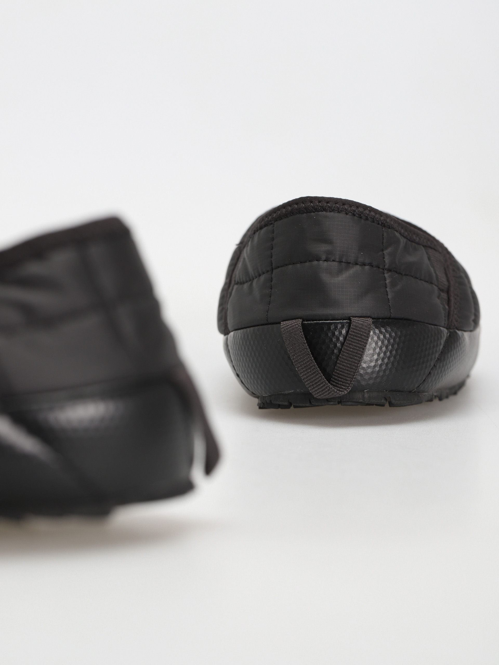The North Face Thermoball Traction Mule V Shoes Wmn (tnf black/tnf black)