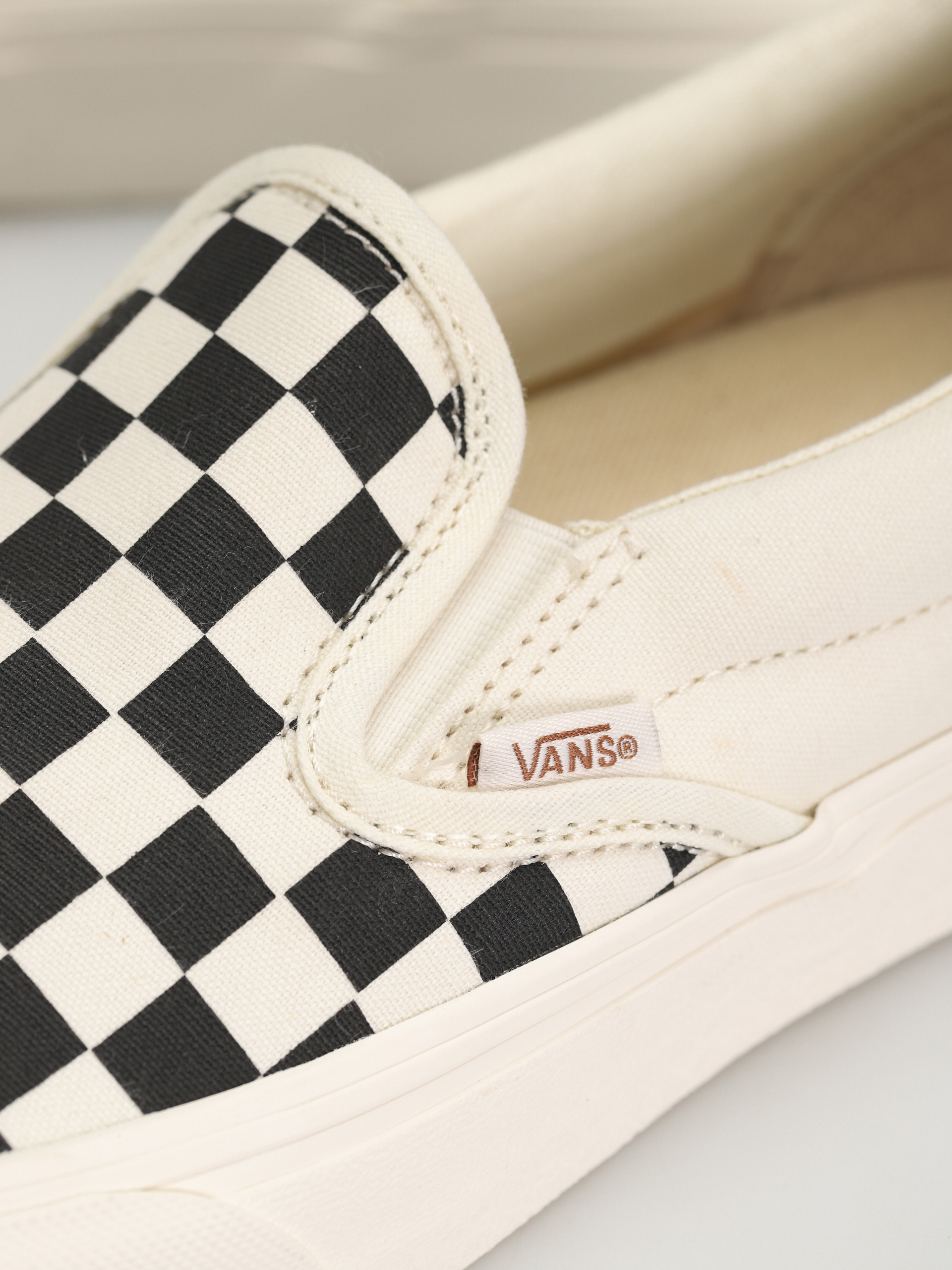 Vans Slip On VR3 Shoes (checkerboard black/marshmallow)