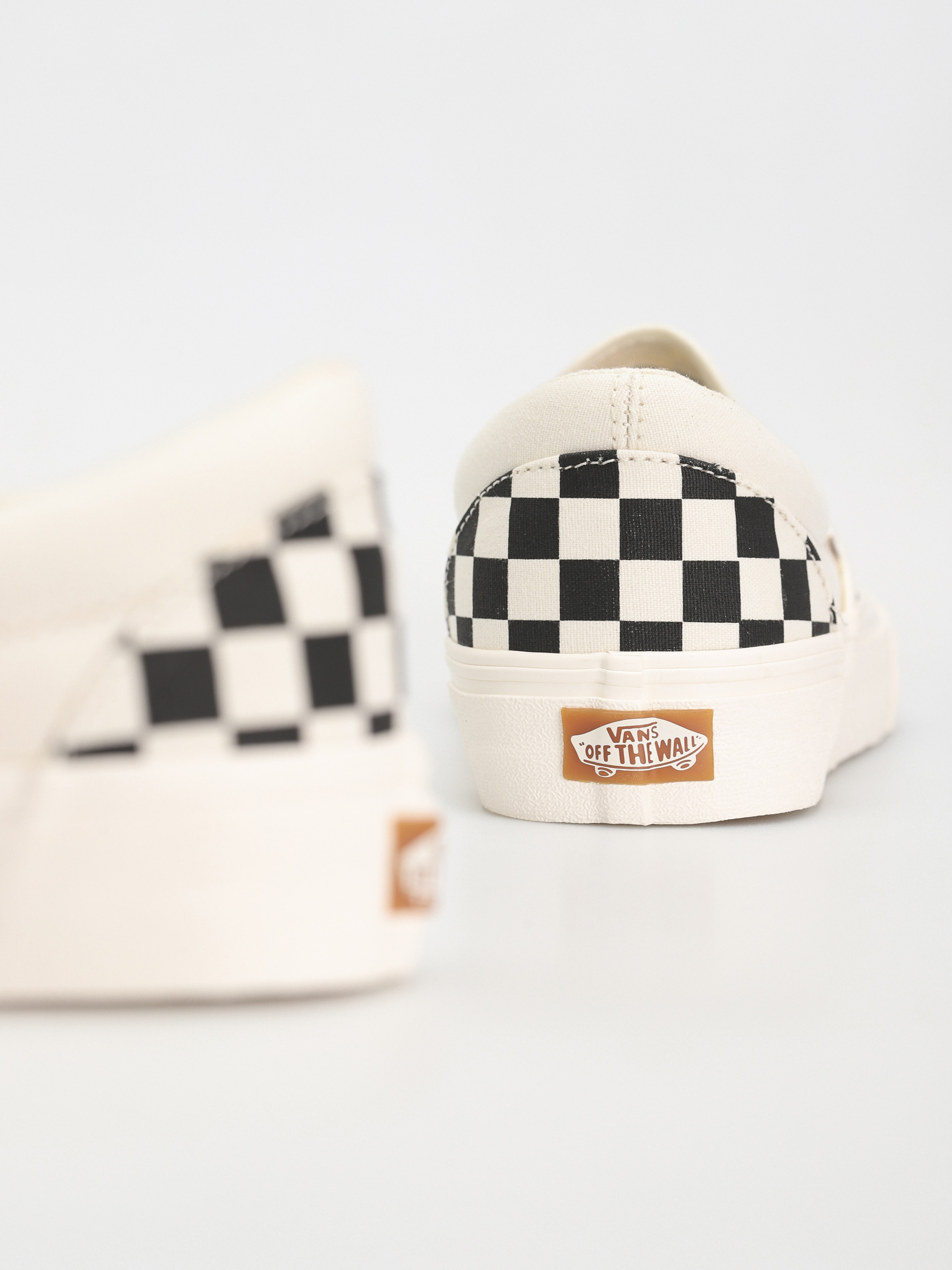 Vans Slip On VR3 Shoes (checkerboard black/marshmallow)