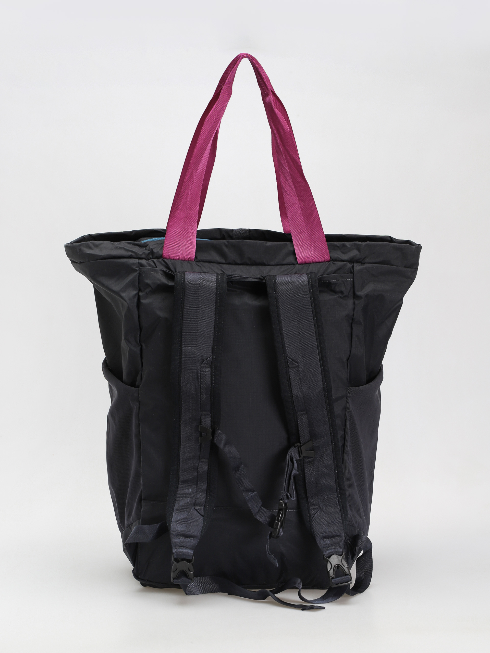 Patagonia Ultralight Black Hole Tote Handbag (pitch blue)