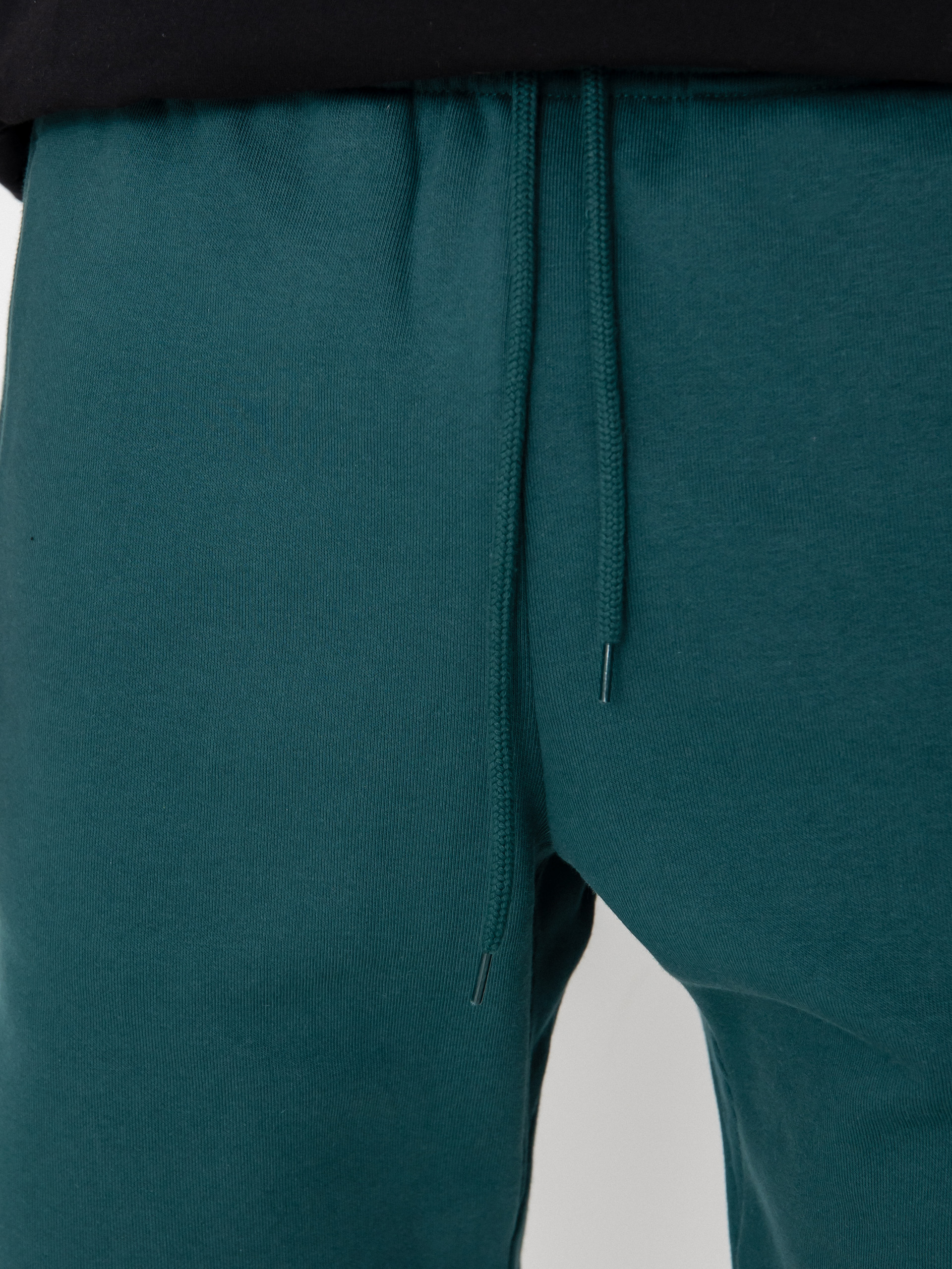 Carhartt WIP Chase Shorts (botanic/gold)