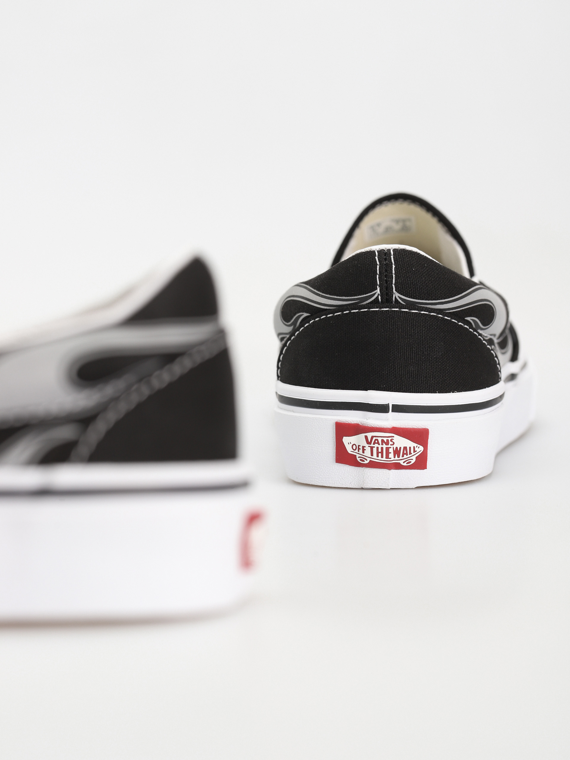 Vans Classic Slip On Shoes (reflective flame black)