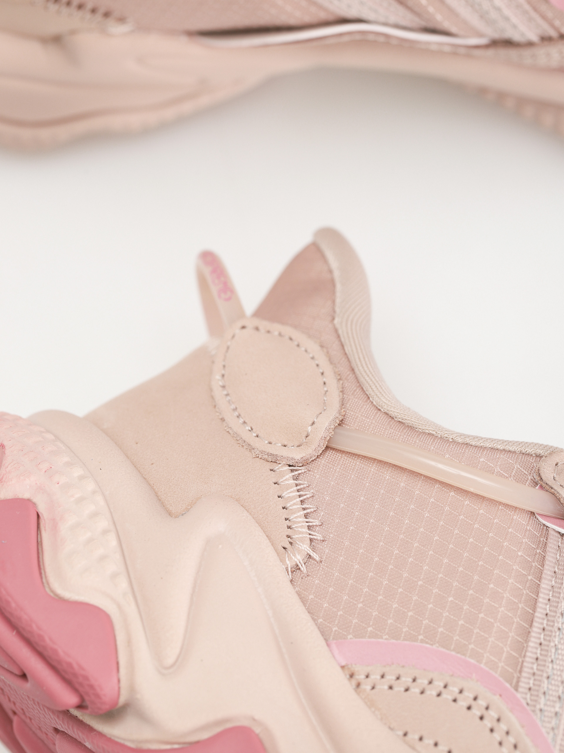 adidas Originals Ozweego Schuhe Wmn (wontau/pnkstr/wontau)