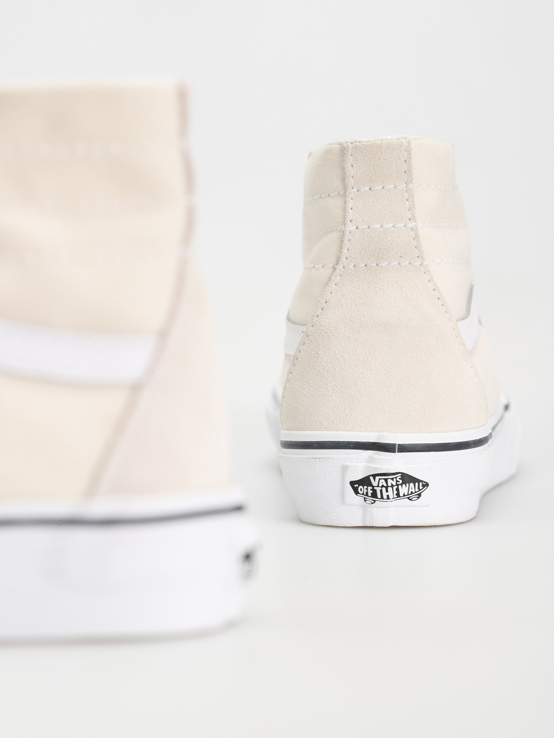 Vans Sk8 Hi Tapered Schuhe Wmn (suede/canvas marshmallow)