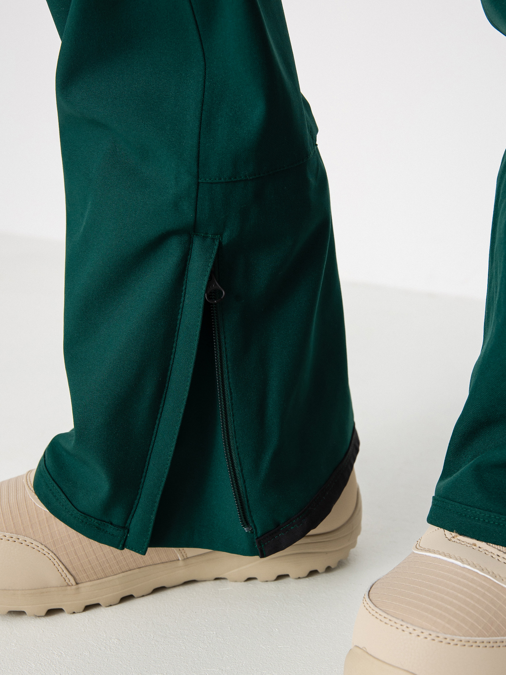 Womens Burton Vida Stretch Snowboard pants (botanical garden)