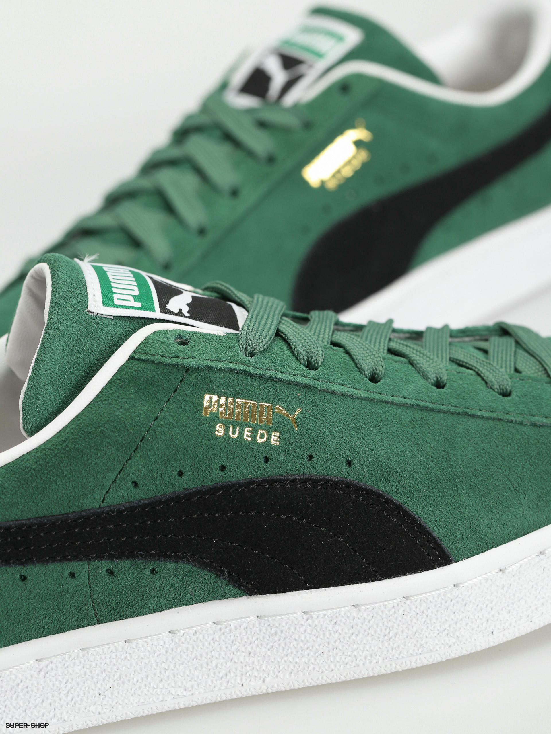 Green suede deals puma shoes