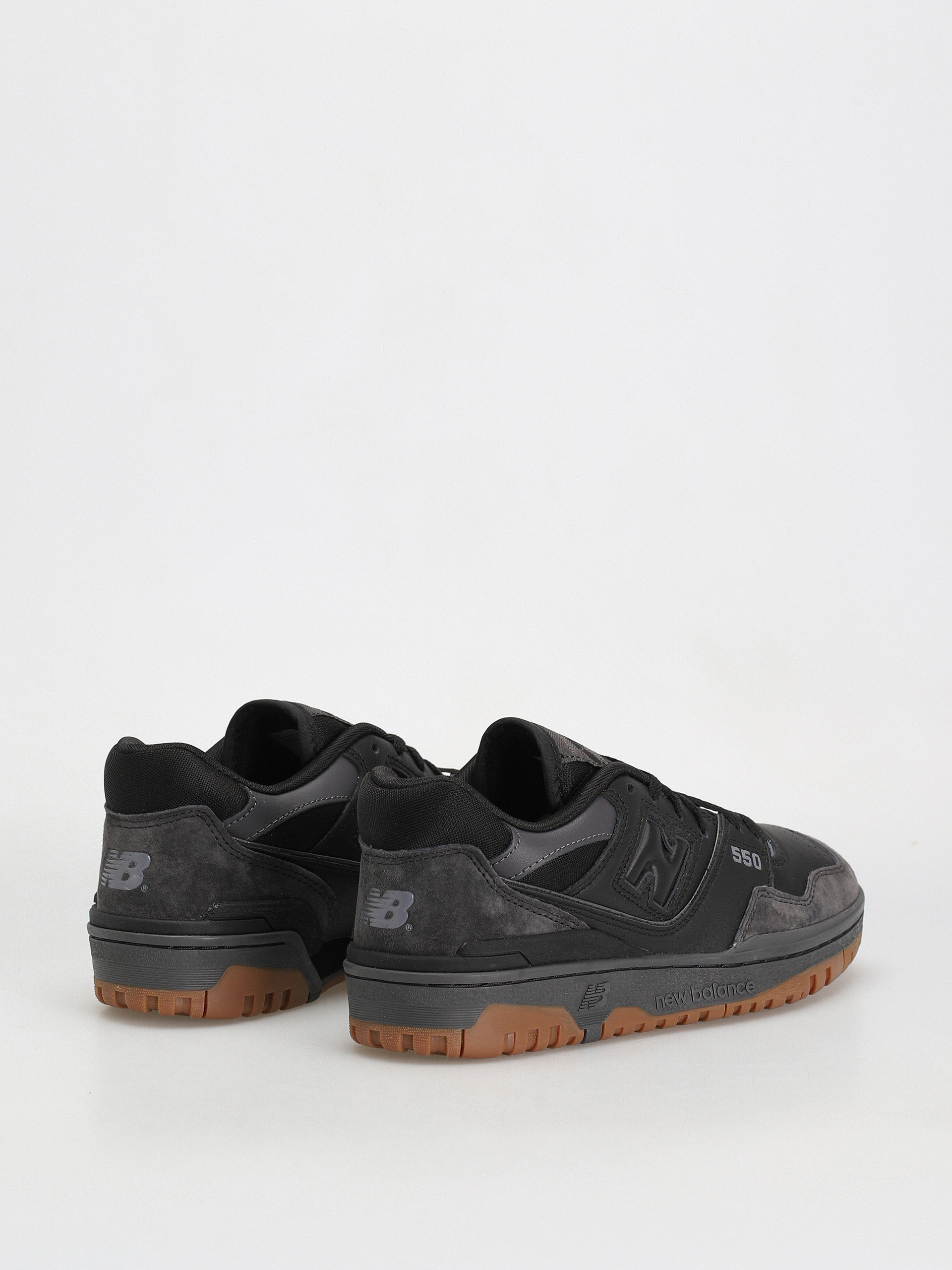 New Balance 550 Shoes (black/gum/white)