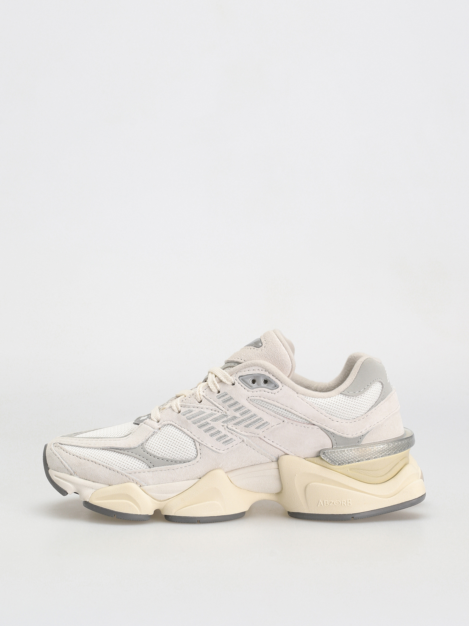 New Balance 9060 Shoes (sea salt)