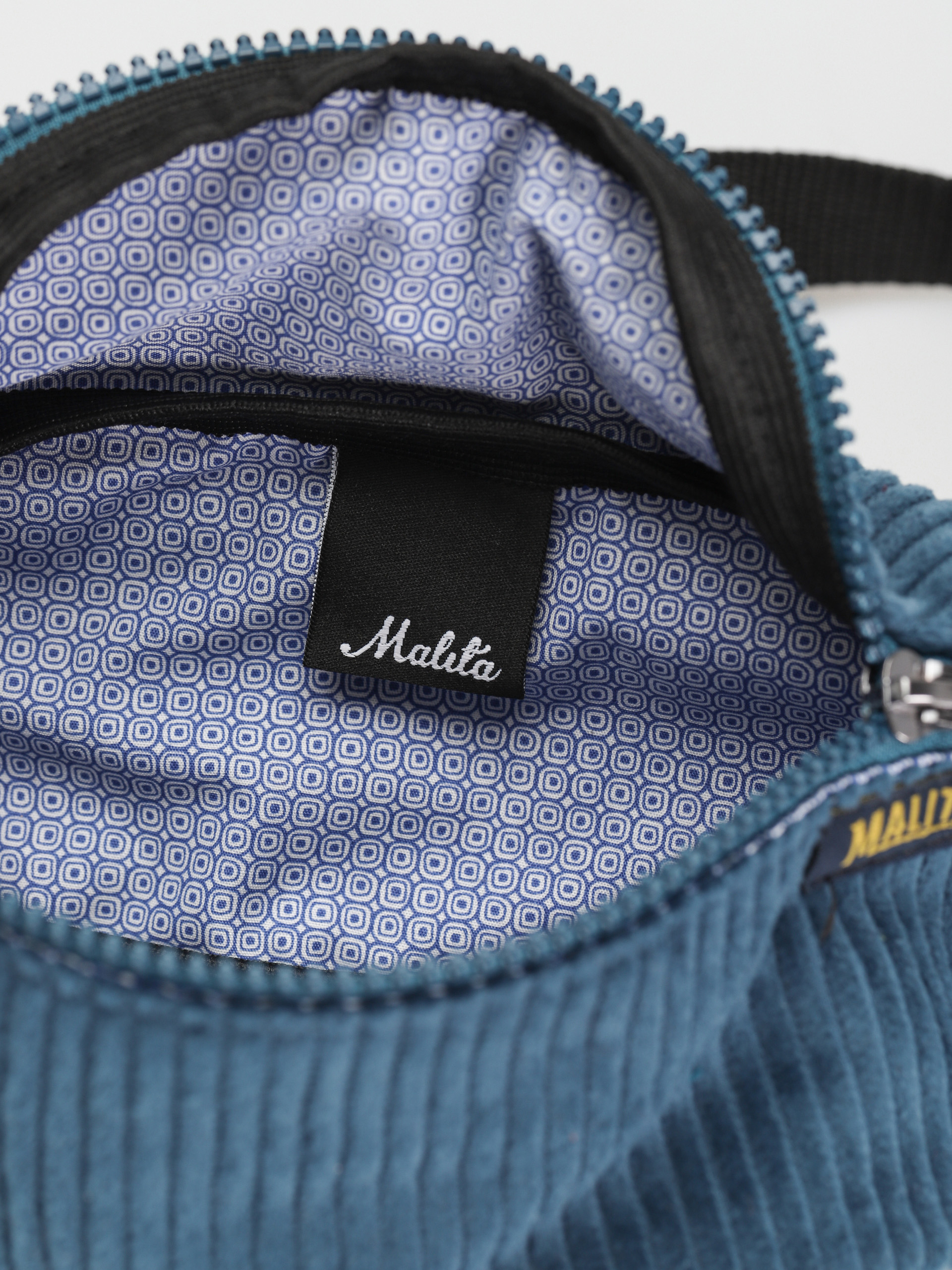 Malita Cord 2 Bum bag (turquoise)