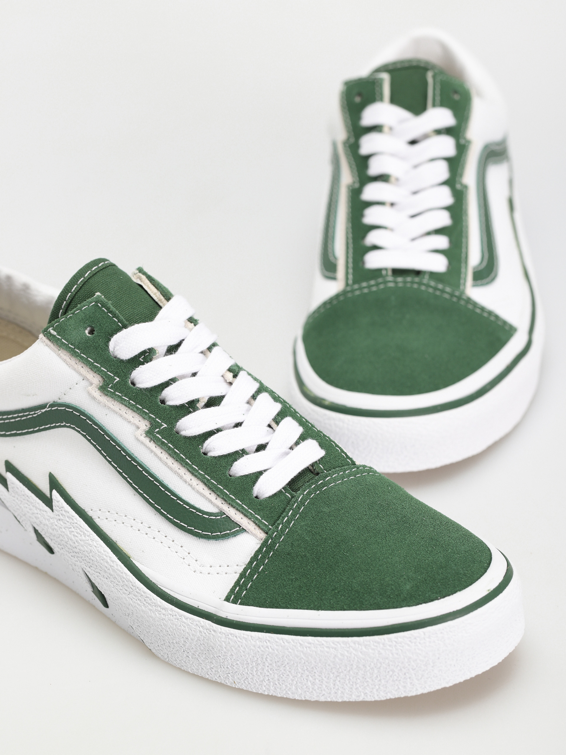Vans Old Skool Bolt Shoes (2 tone green/true white)