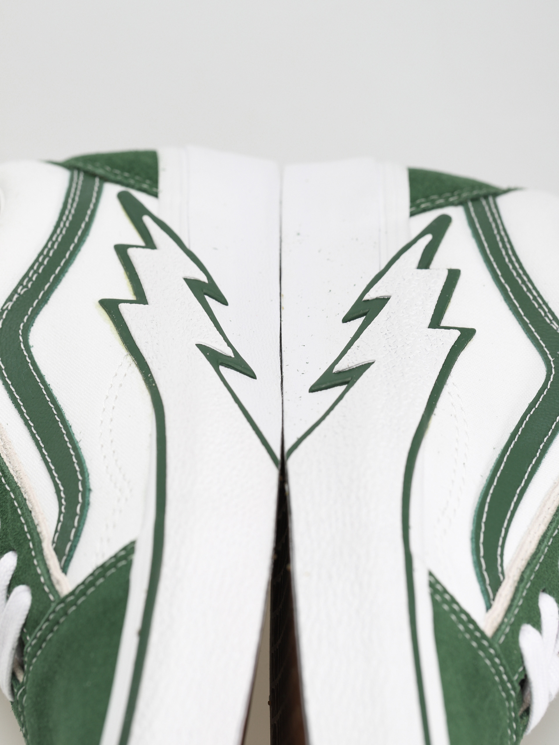 Vans Old Skool Bolt Shoes (2 tone green/true white)