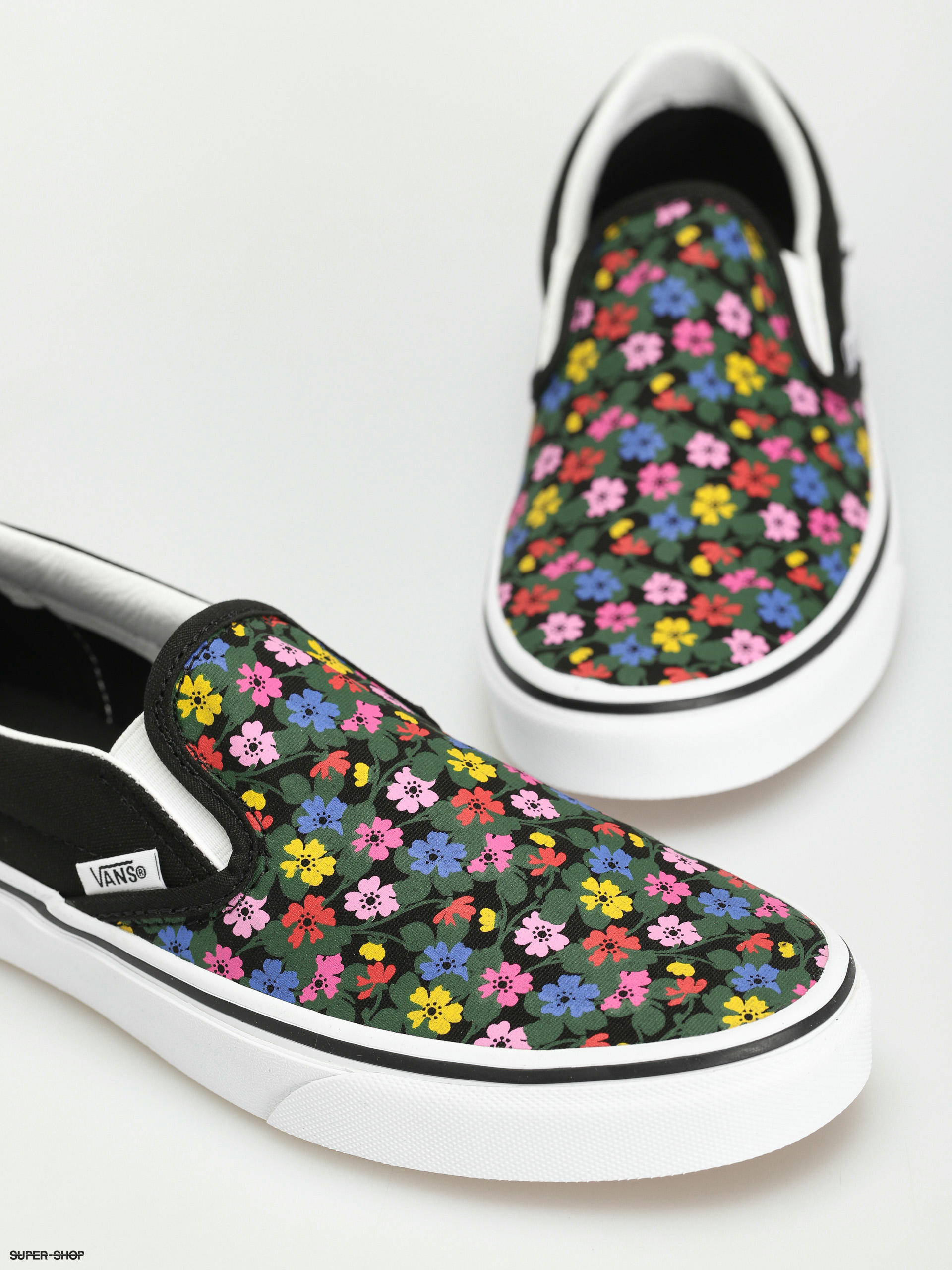 Vans black floral slip 2024 on