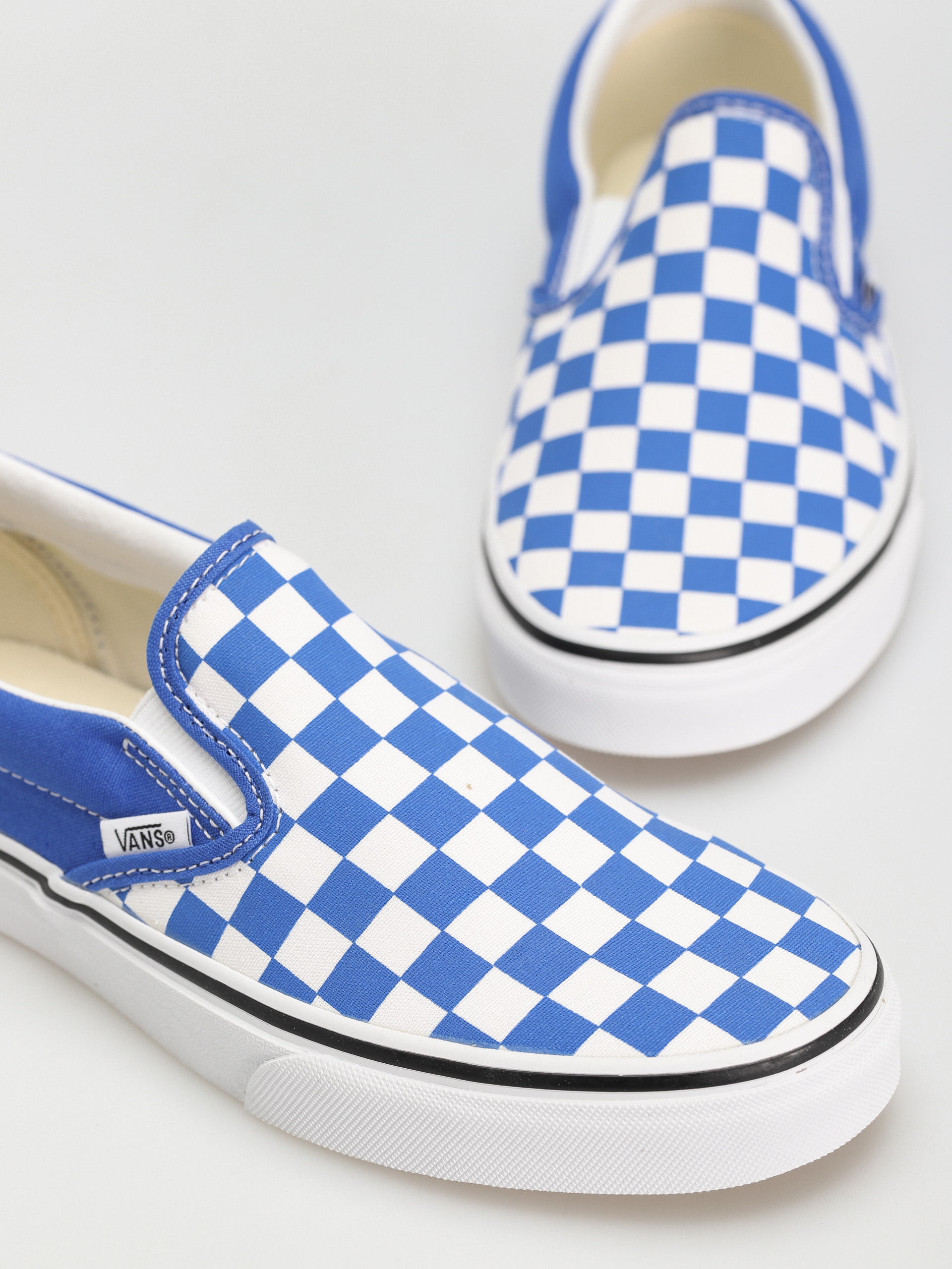 Vans Classic Slip On Shoes (color theory checkerboard dazzling blue)
