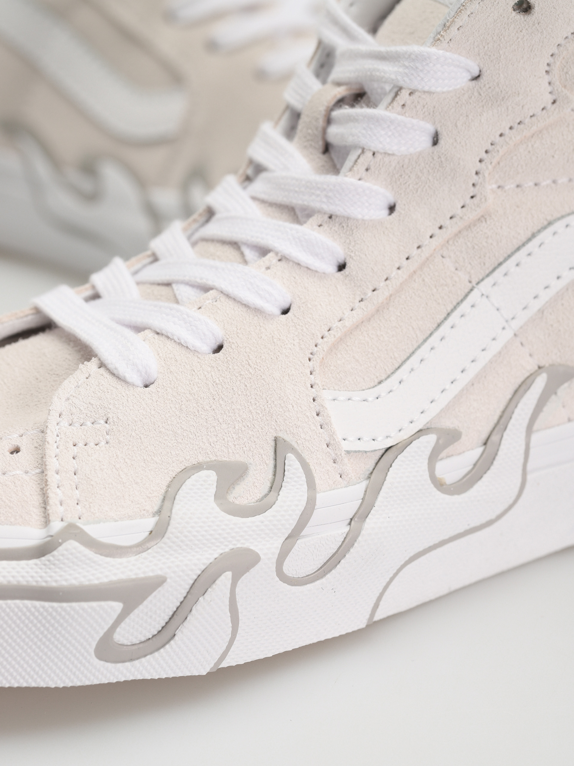 Vans Sk8 Hi Flame Shoes (suede white/white)
