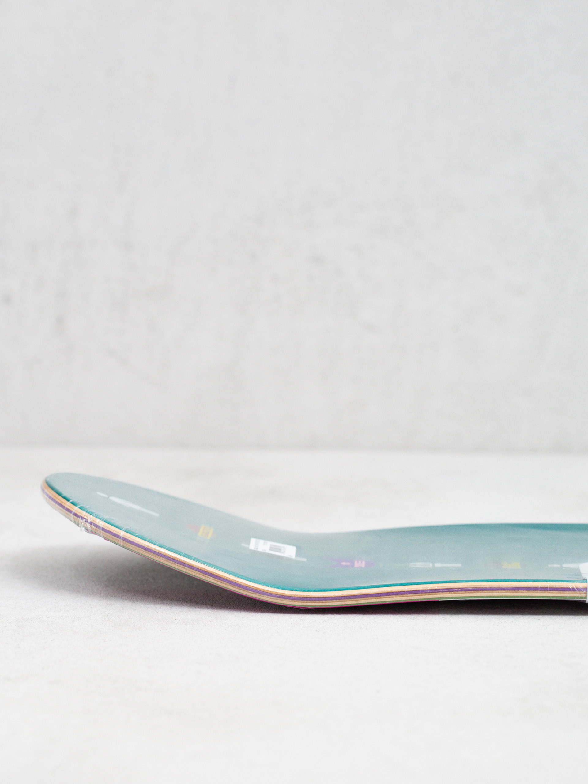 Girl Skateboard Carroll Sanrio Tokyo Deck (white)