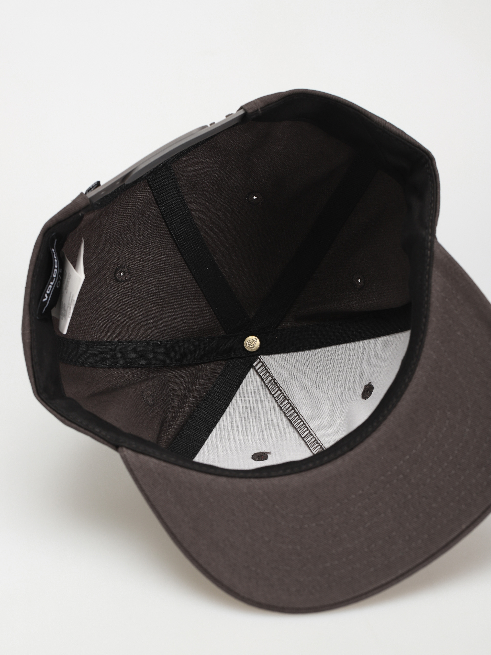 Volcom Volbaige Trucker Cap (rinsed black)
