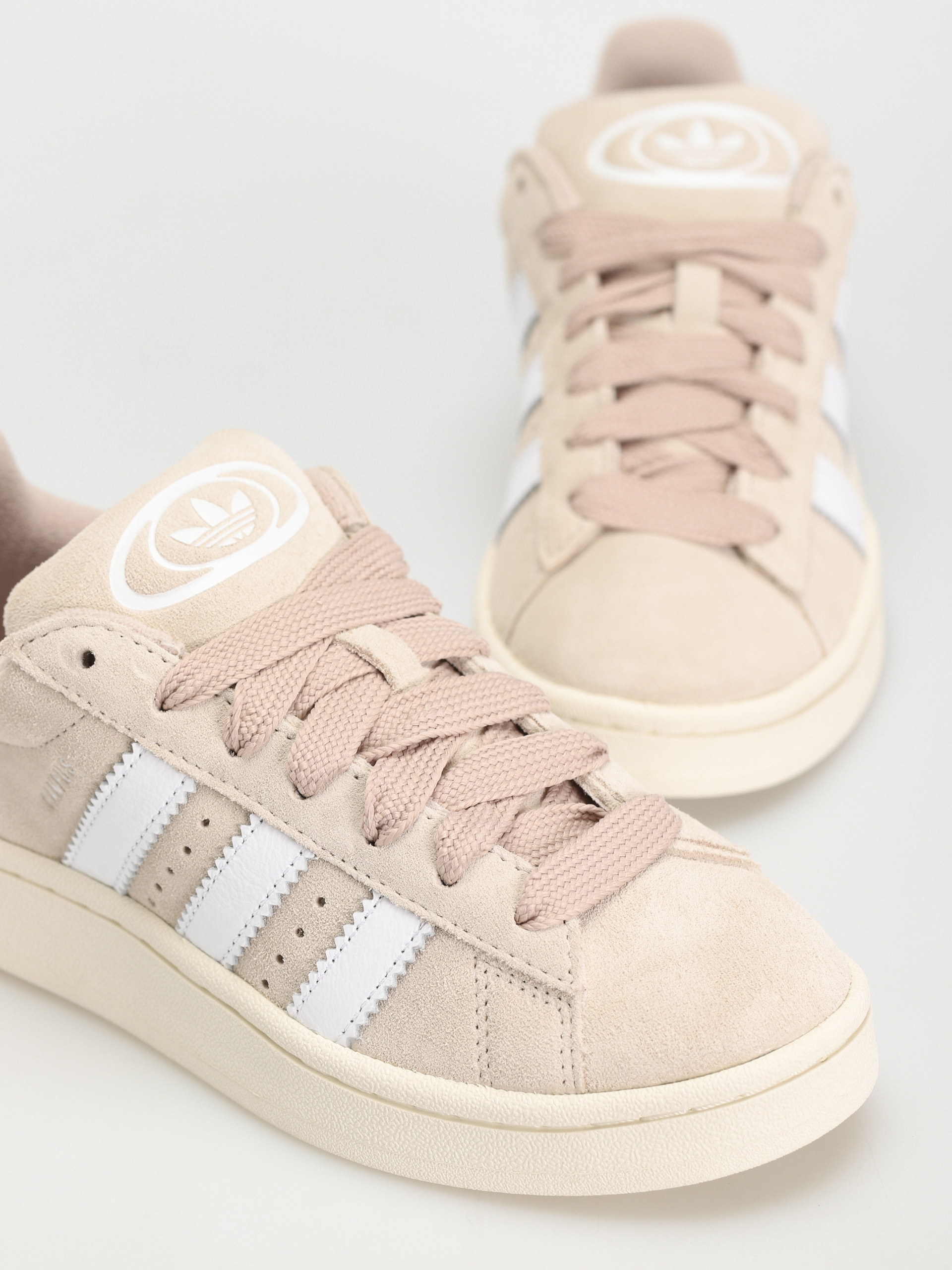 adidas Originals Campus 00S Shoes Wmn (wonwhi/ftwwht/owhite)