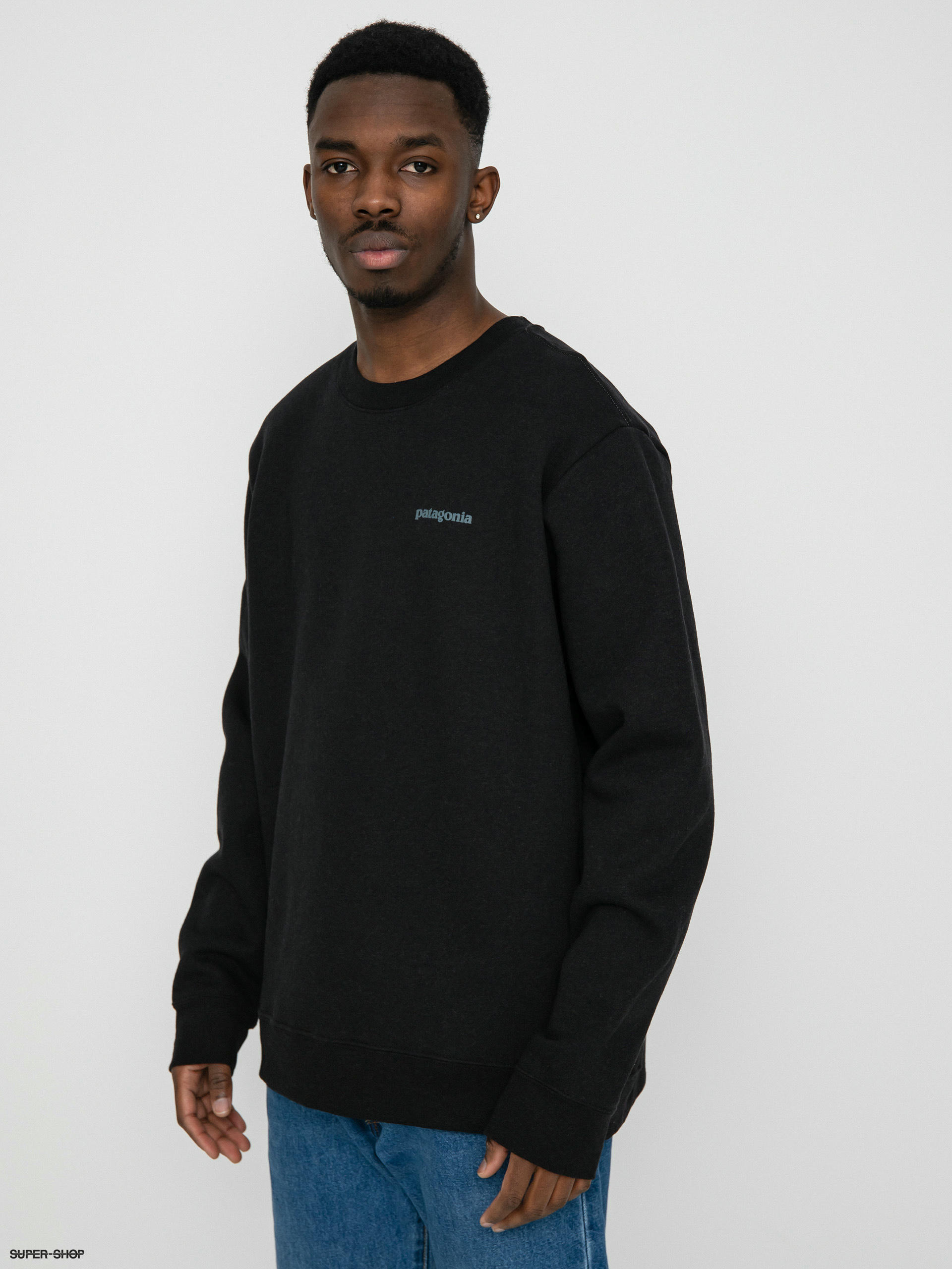 Patagonia black sale sweatshirt