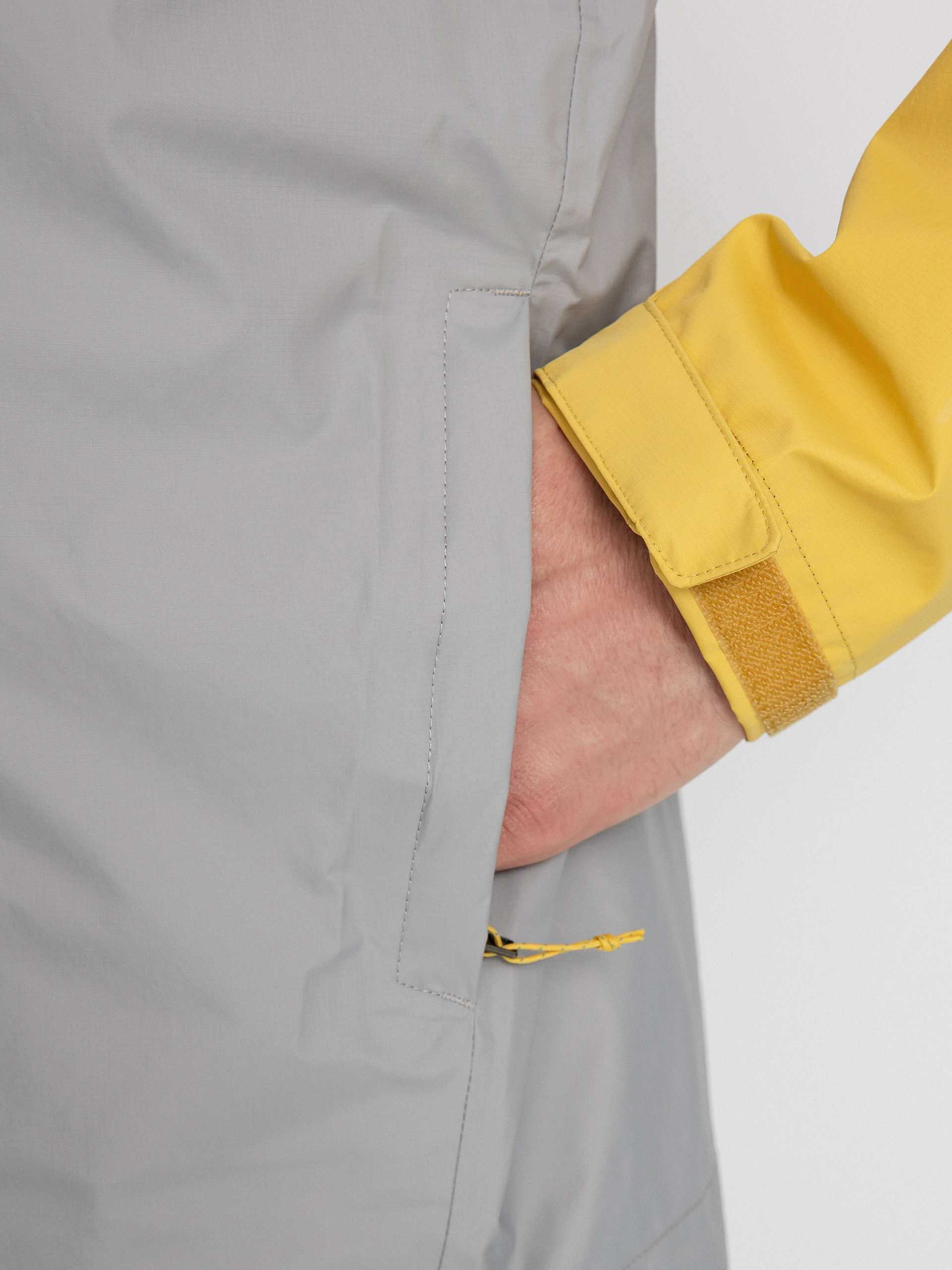 Patagonia Torrentshell 3L Jacket (surfboard yellow)